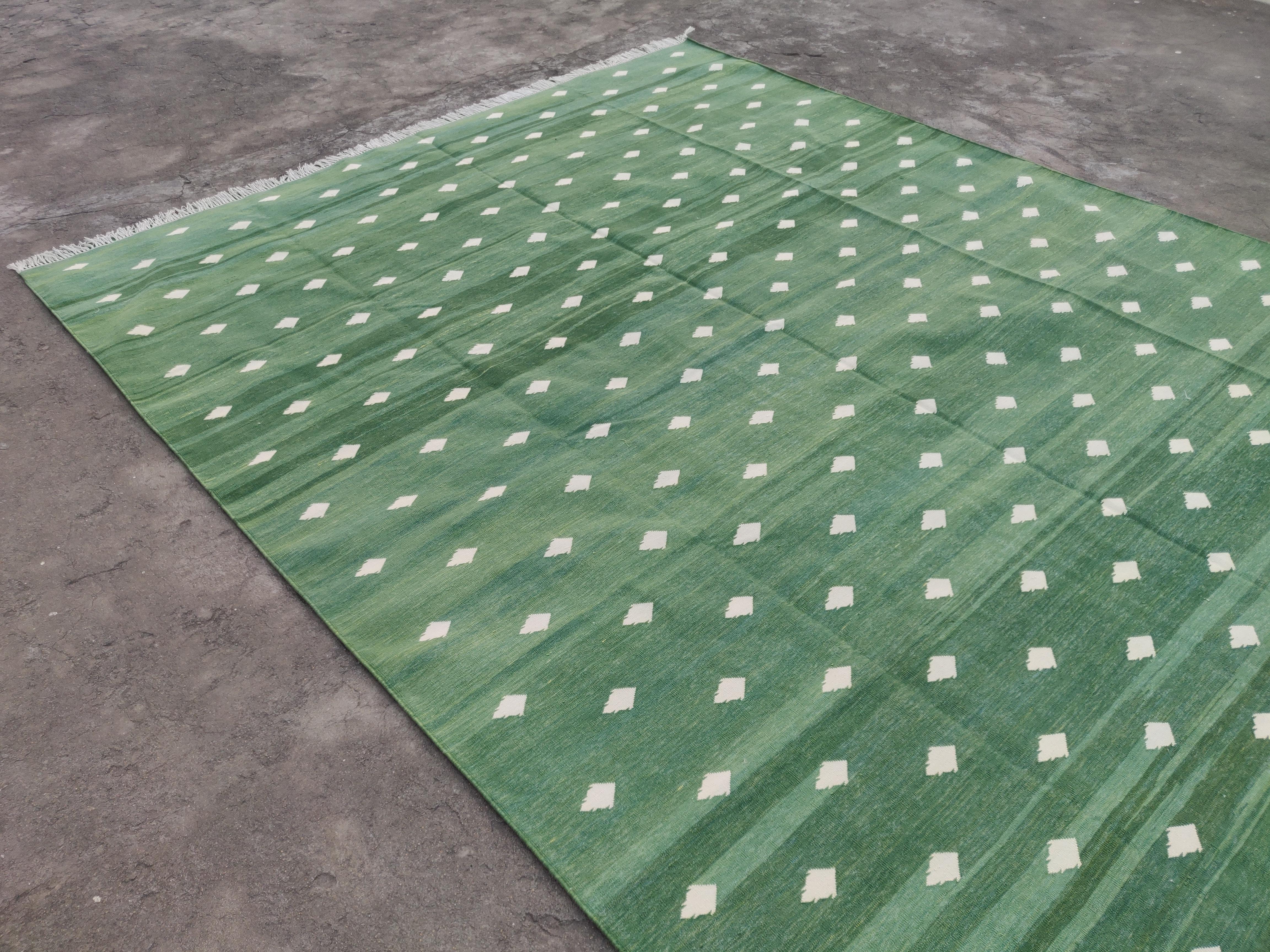 Handmade Cotton Area Flat Weave Rug, Green & White Leaf Patterned Indian Dhurrie For Sale 1