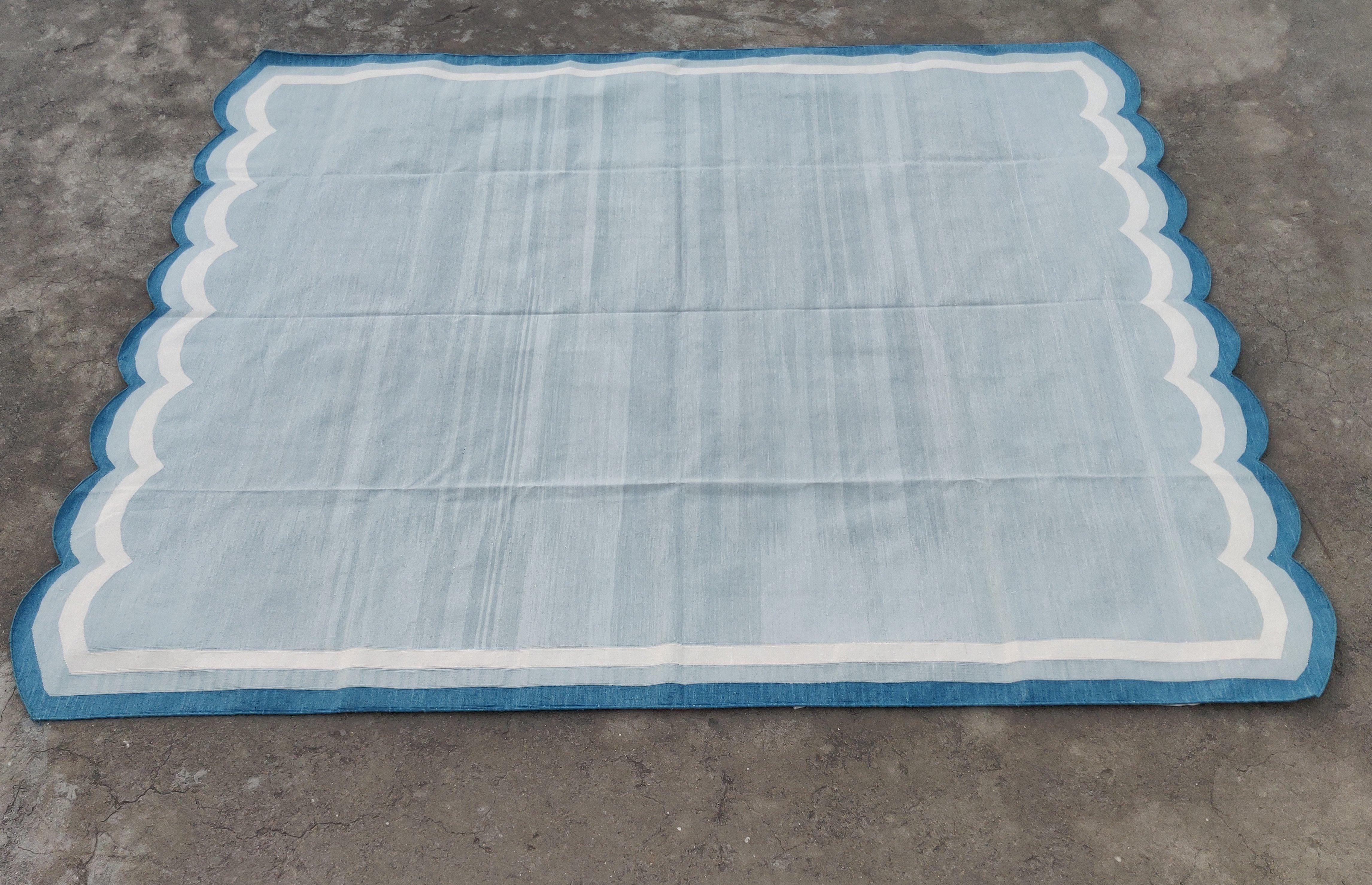 Handmade Cotton Area Flat Weave Rug, Grey And Teal Blue Scalloped Indian Dhurrie For Sale 2