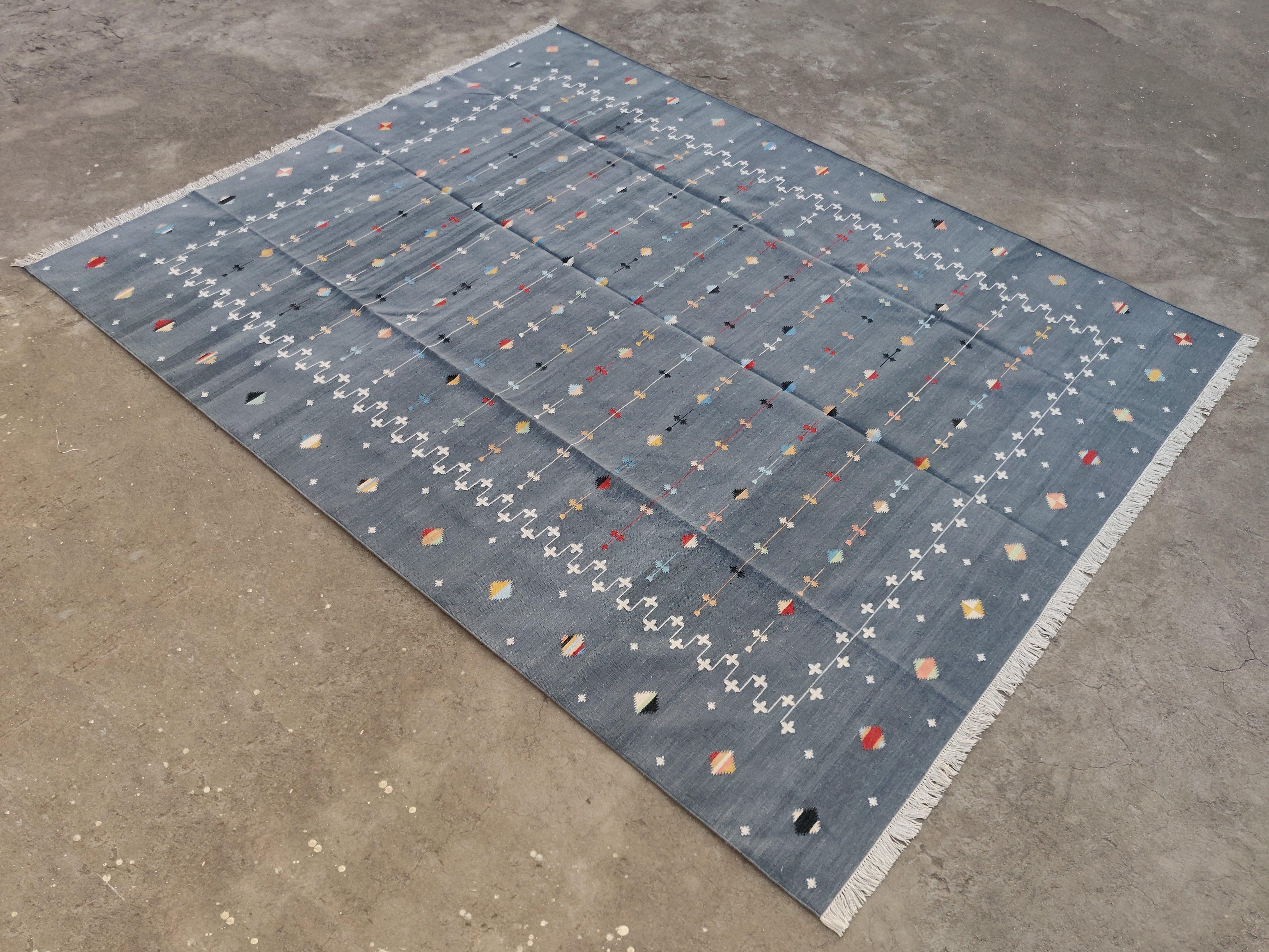 Handmade Cotton Area Flat Weave Rug, , 8x10 Grey, White Indian Shooting Star Rug For Sale 4