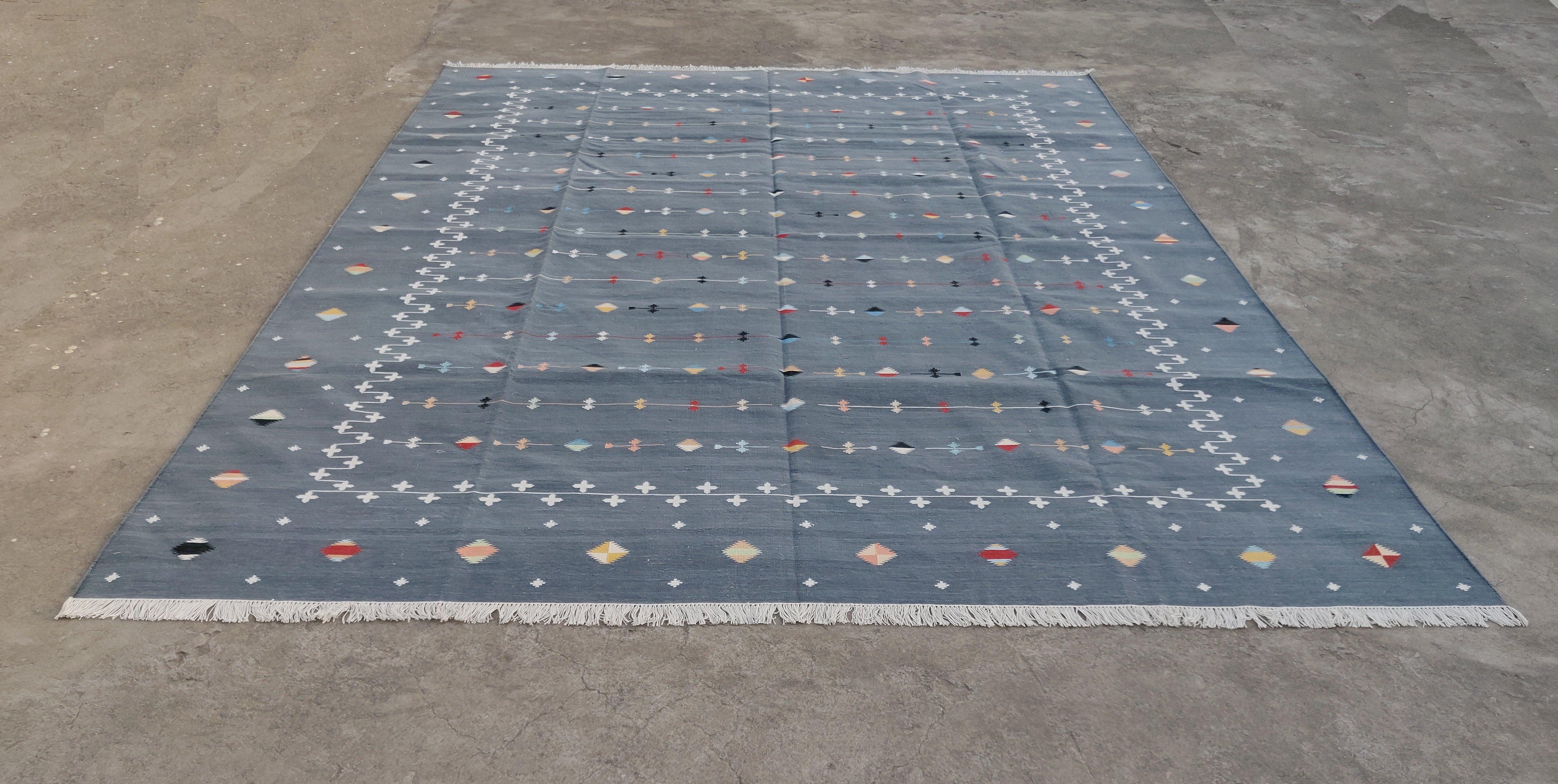 Handmade Cotton Area Flat Weave Rug, , 8x10 Grey, White Indian Shooting Star Rug For Sale 2