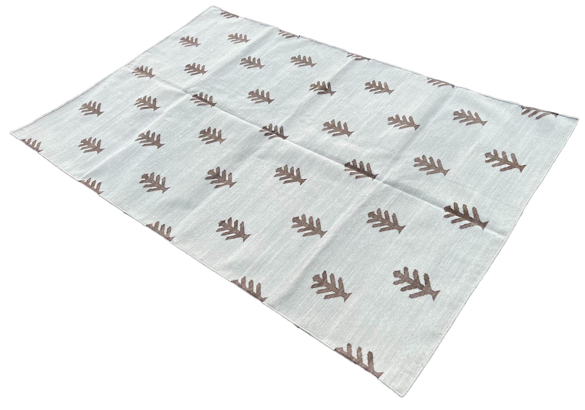 Handmade Cotton Area Flat Weave Rug, Grey & Brown Tree Patterned Indian Dhurrie For Sale 4