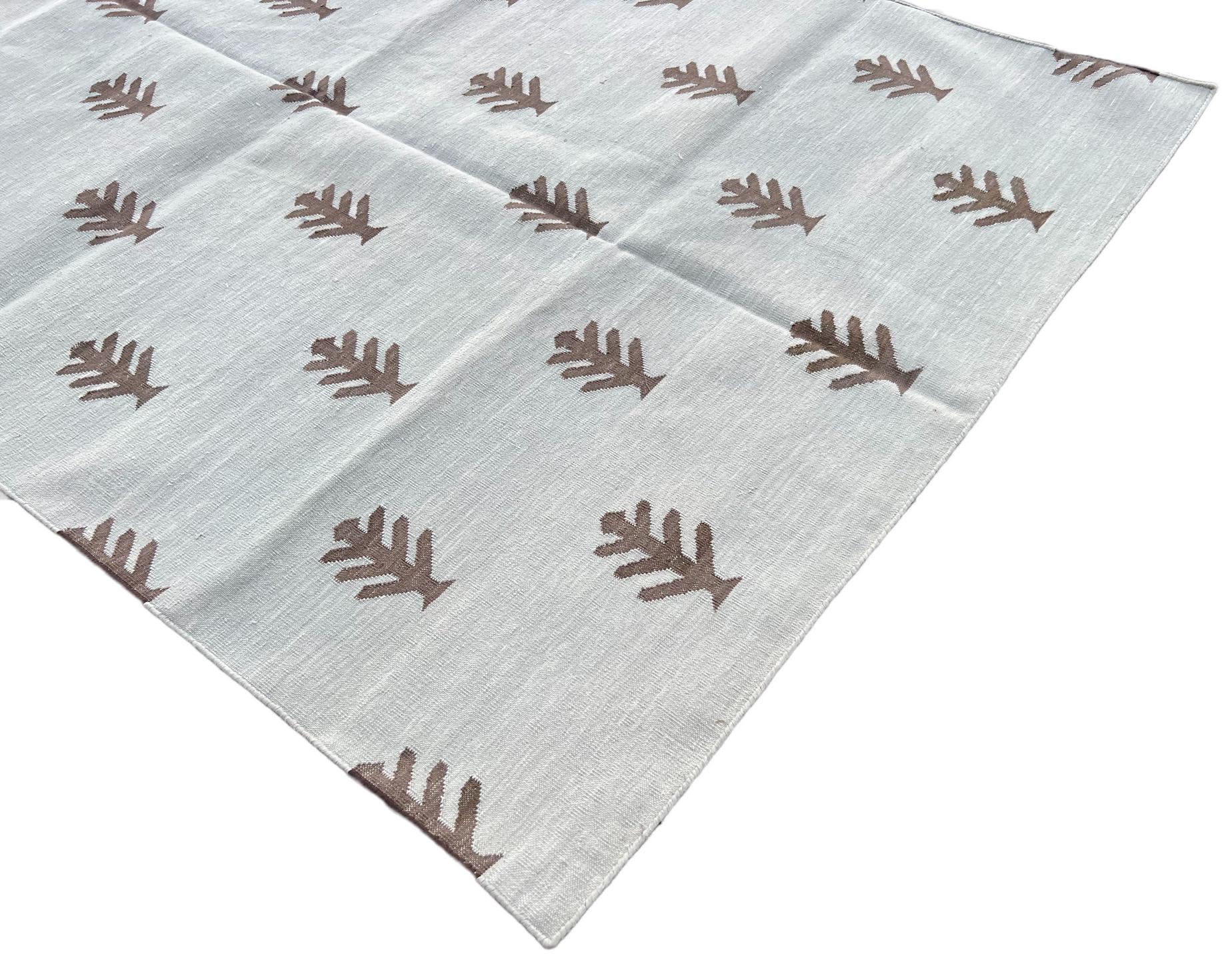 Hand-Woven Handmade Cotton Area Flat Weave Rug, Grey & Brown Tree Patterned Indian Dhurrie For Sale