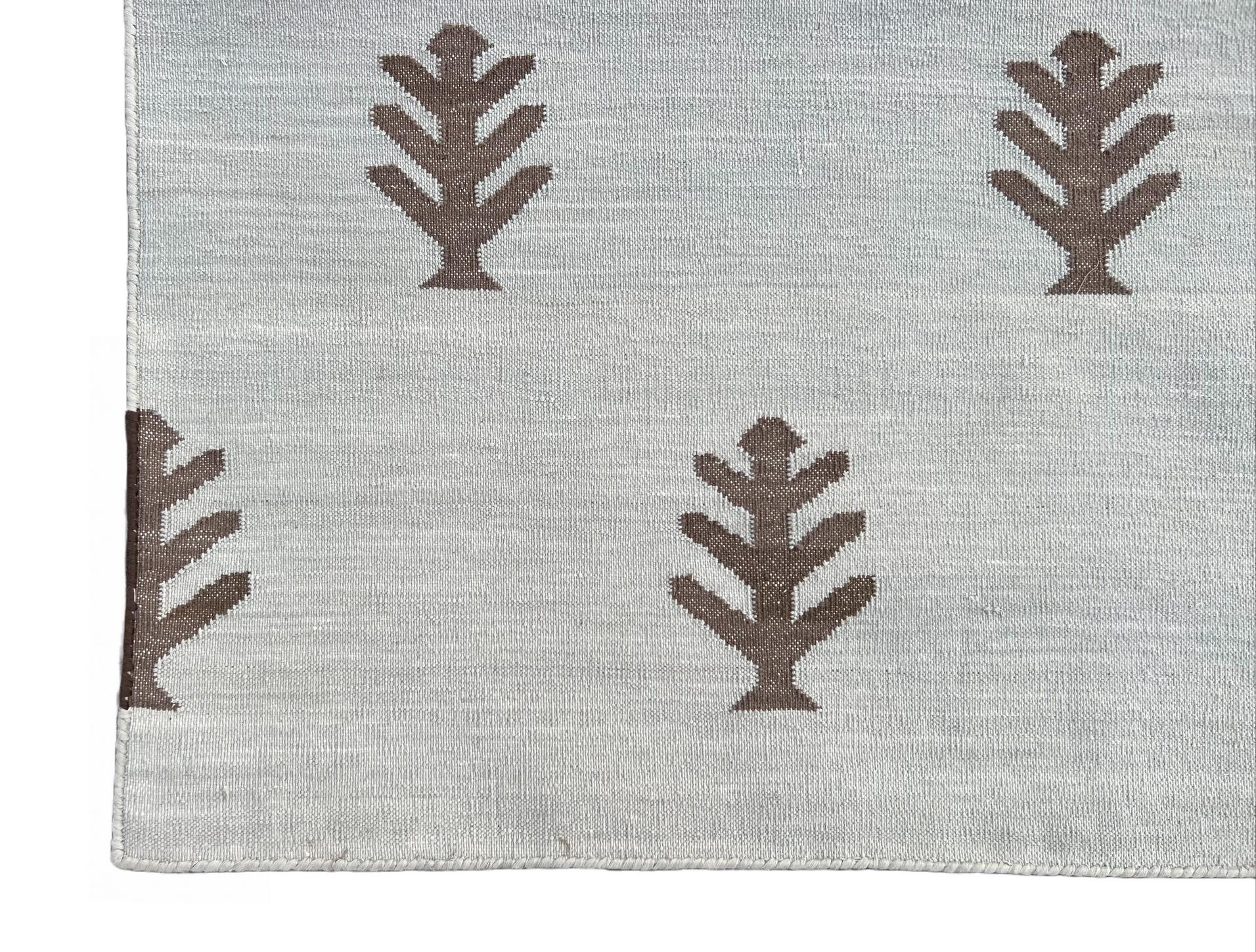 Handmade Cotton Area Flat Weave Rug, Grey & Brown Tree Patterned Indian Dhurrie For Sale 1