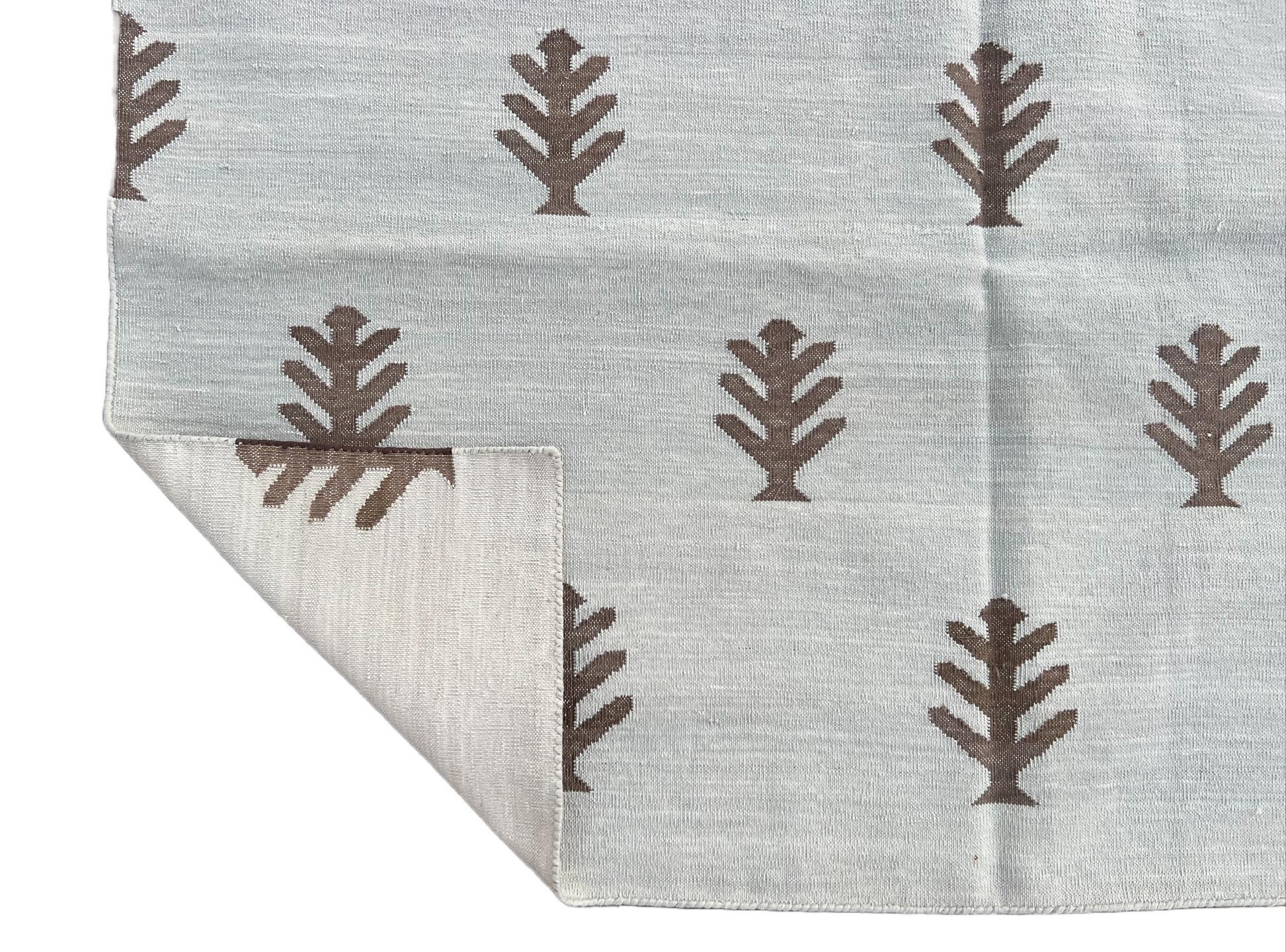 Handmade Cotton Area Flat Weave Rug, Grey & Brown Tree Patterned Indian Dhurrie For Sale 2