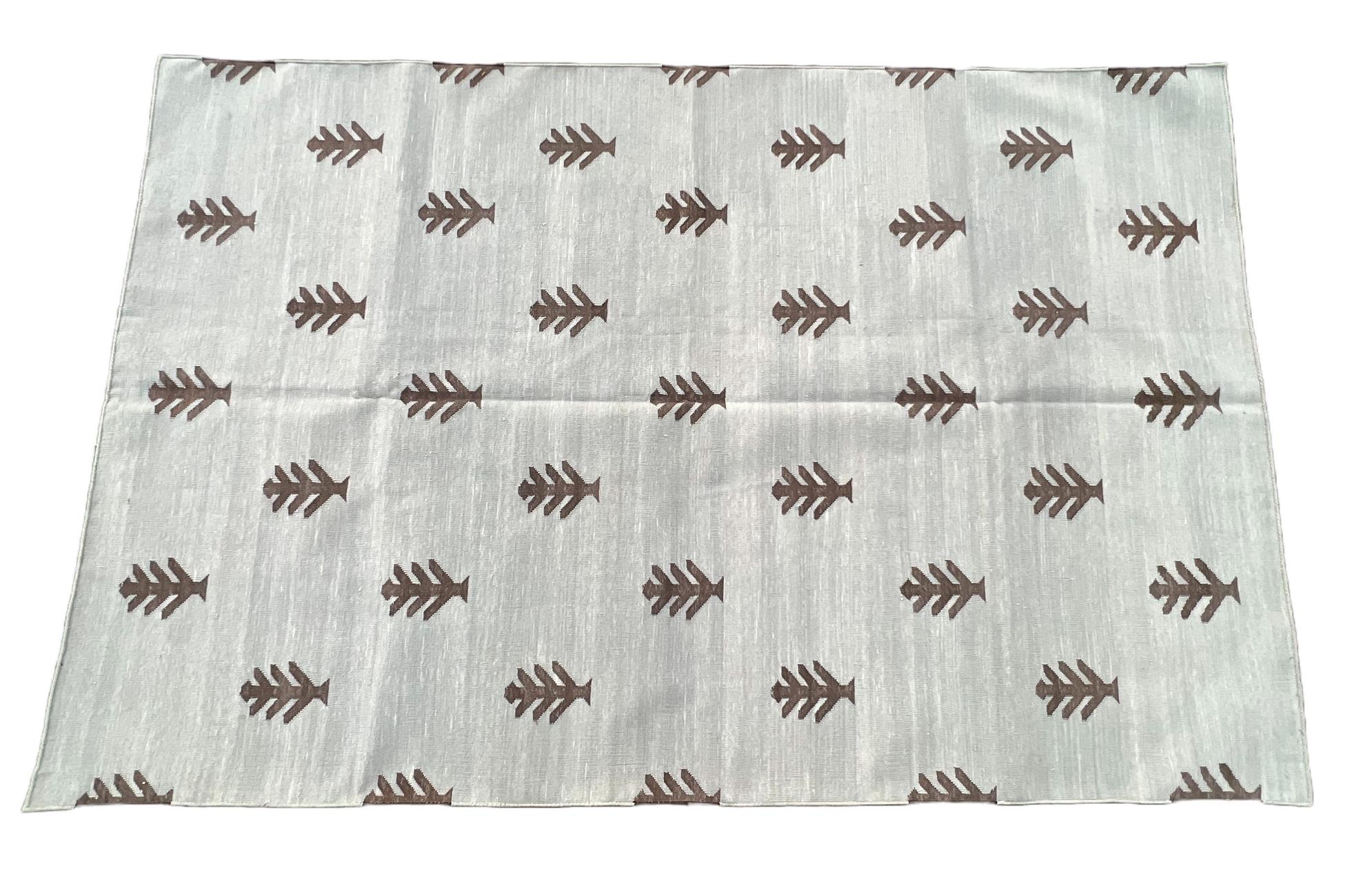 Handmade Cotton Area Flat Weave Rug, Grey & Brown Tree Patterned Indian Dhurrie For Sale 3
