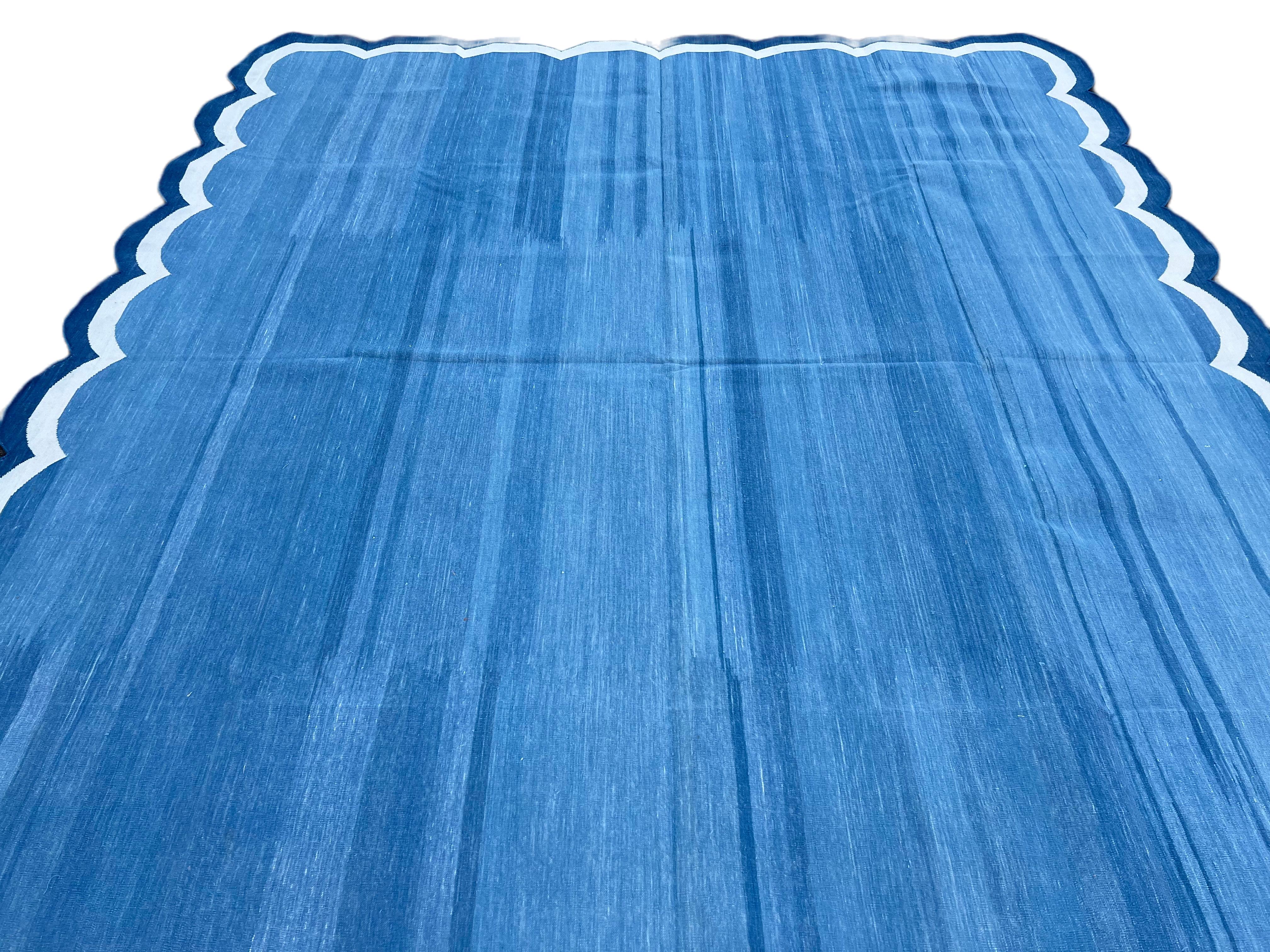 Handmade Cotton Area Flat Weave Rug, Indigo Blue & White Scallop Indian Dhurrie For Sale 3