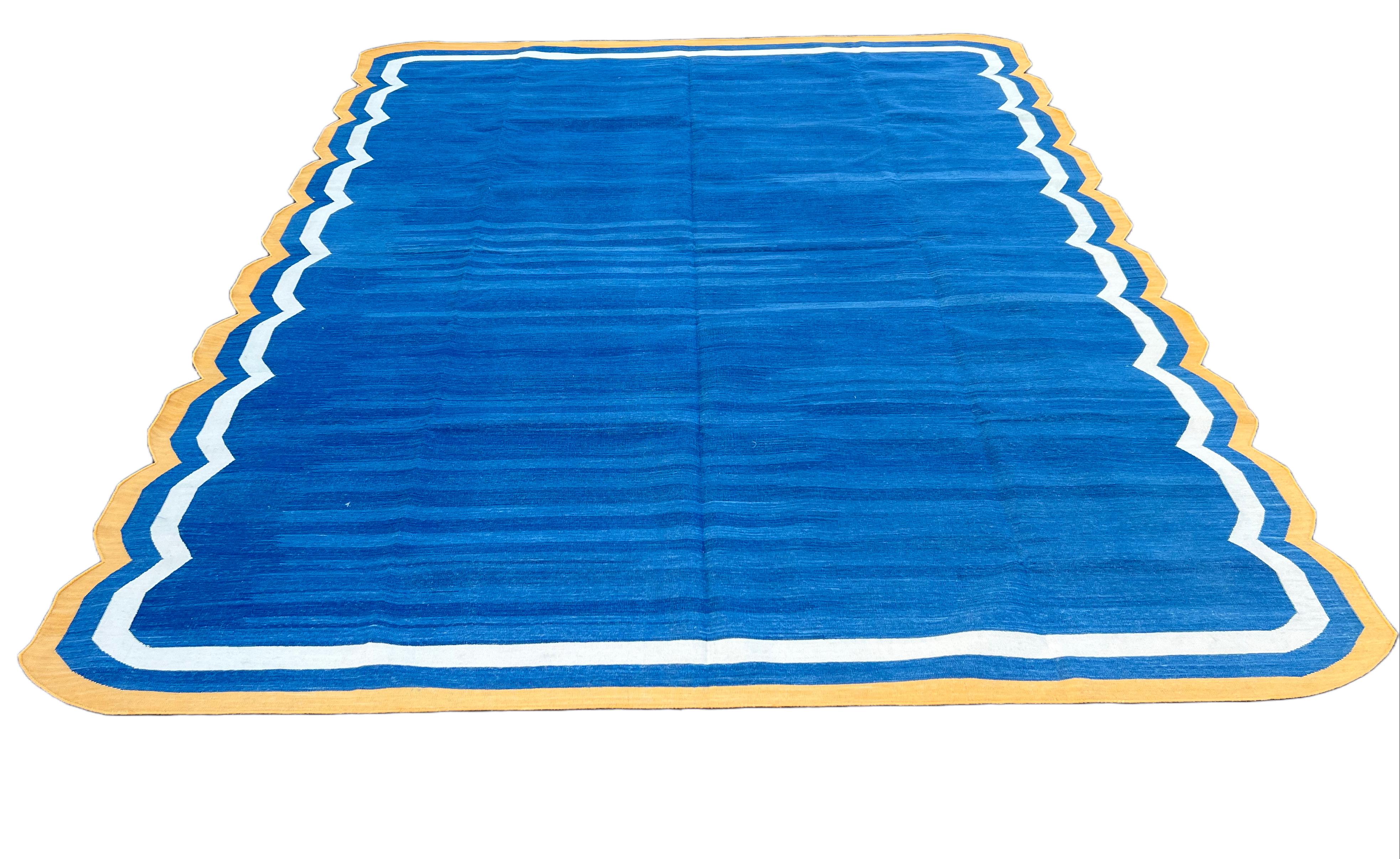 Handmade Cotton Area Flat Weave Rug, Indigo Blue & Yellow Scallop Indian Dhurrie In New Condition For Sale In Jaipur, IN