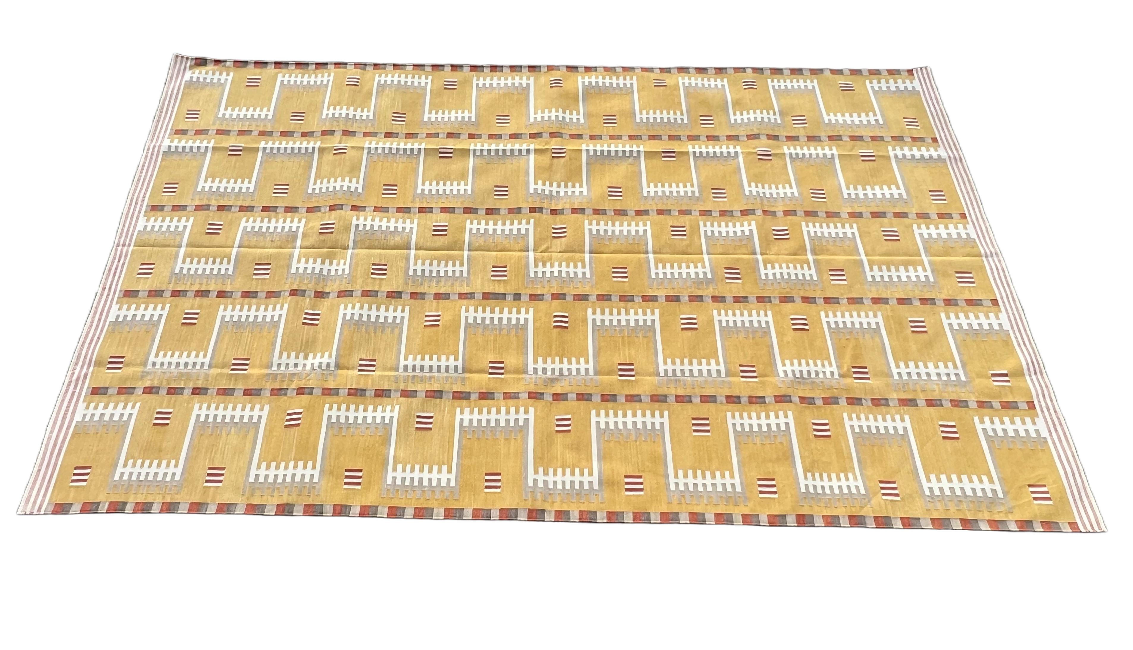 Handmade Cotton Area Flat Weave Rug, Mustard And Beige Geometric Indian Dhurrie For Sale 6