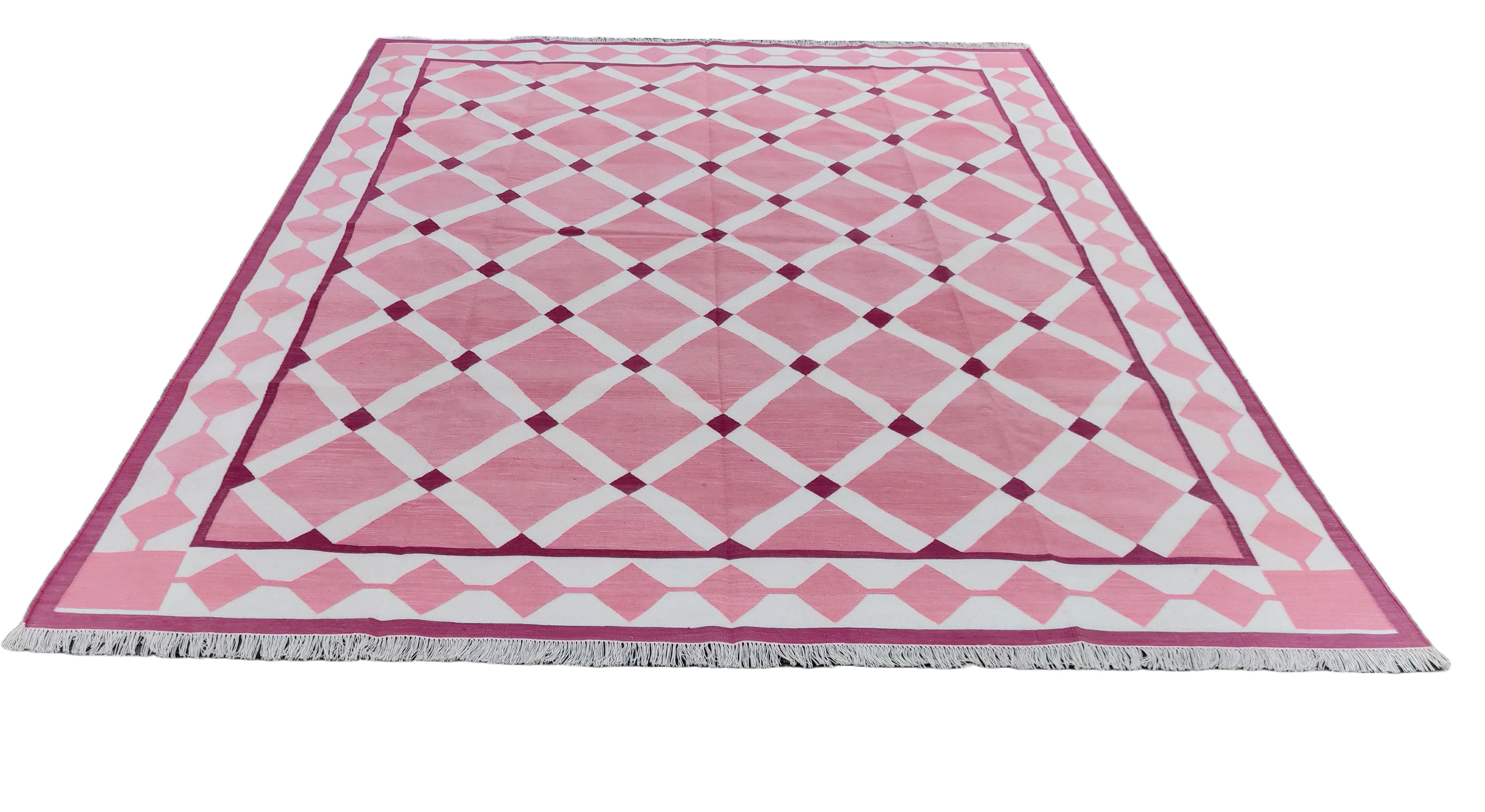 Contemporary Handmade Cotton Area Flat Weave Rug, 8x10 Pink Indian Star Geometric Dhurrie Rug For Sale