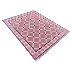 Handmade Cotton Area Flat Weave Rug, Pink & White Indian Star Geometric Dhurrie
