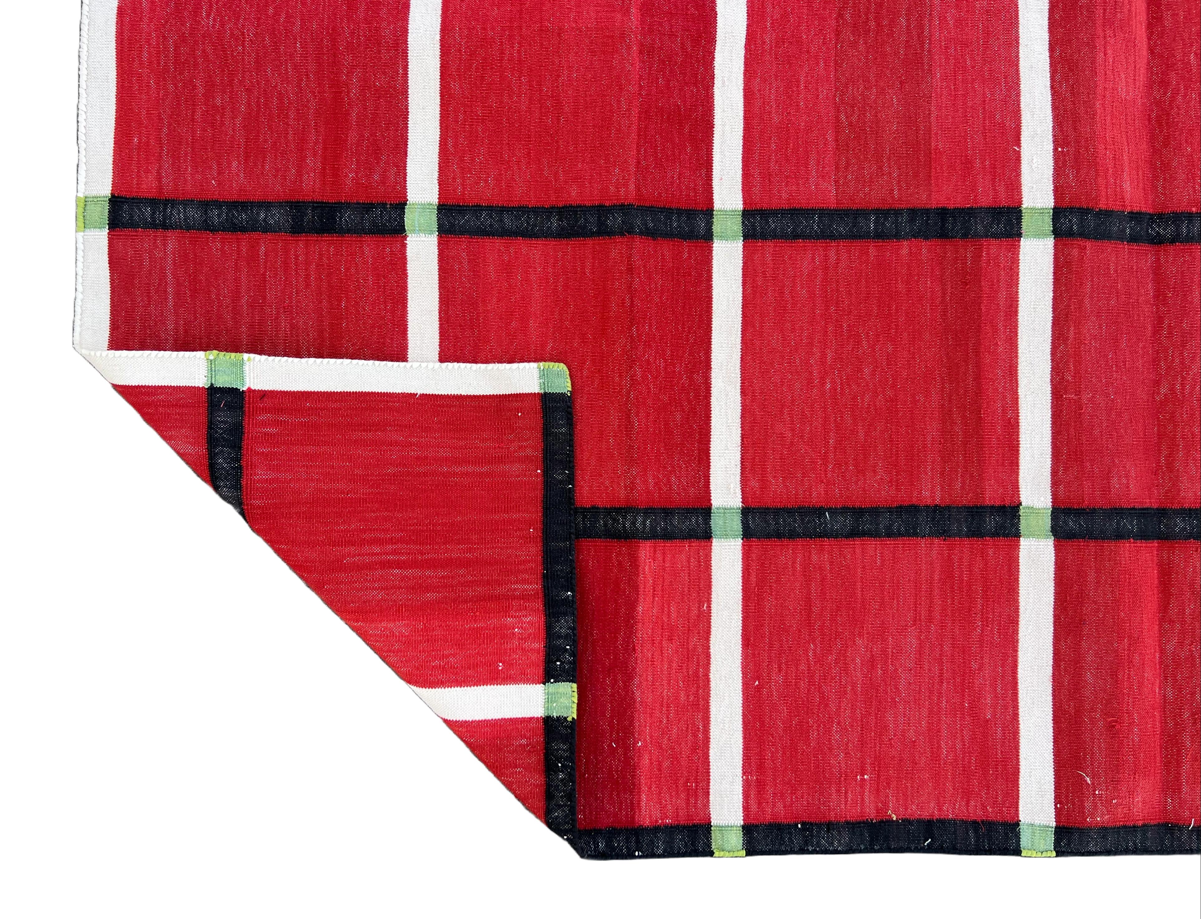Handmade Cotton Area Flat Weave Rug, Red & Black Windowpane Check Indian Dhurrie For Sale 3