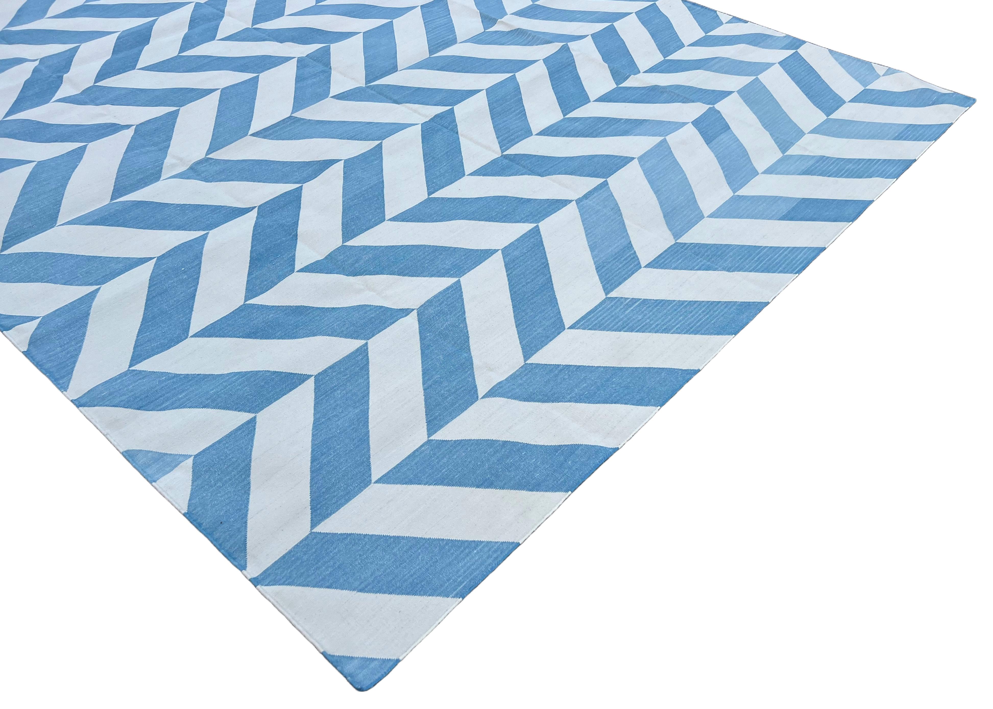 Contemporary Handmade Cotton Area Flat Weave Rug, Sky Blue And White Zig Zag Striped Dhurrie For Sale
