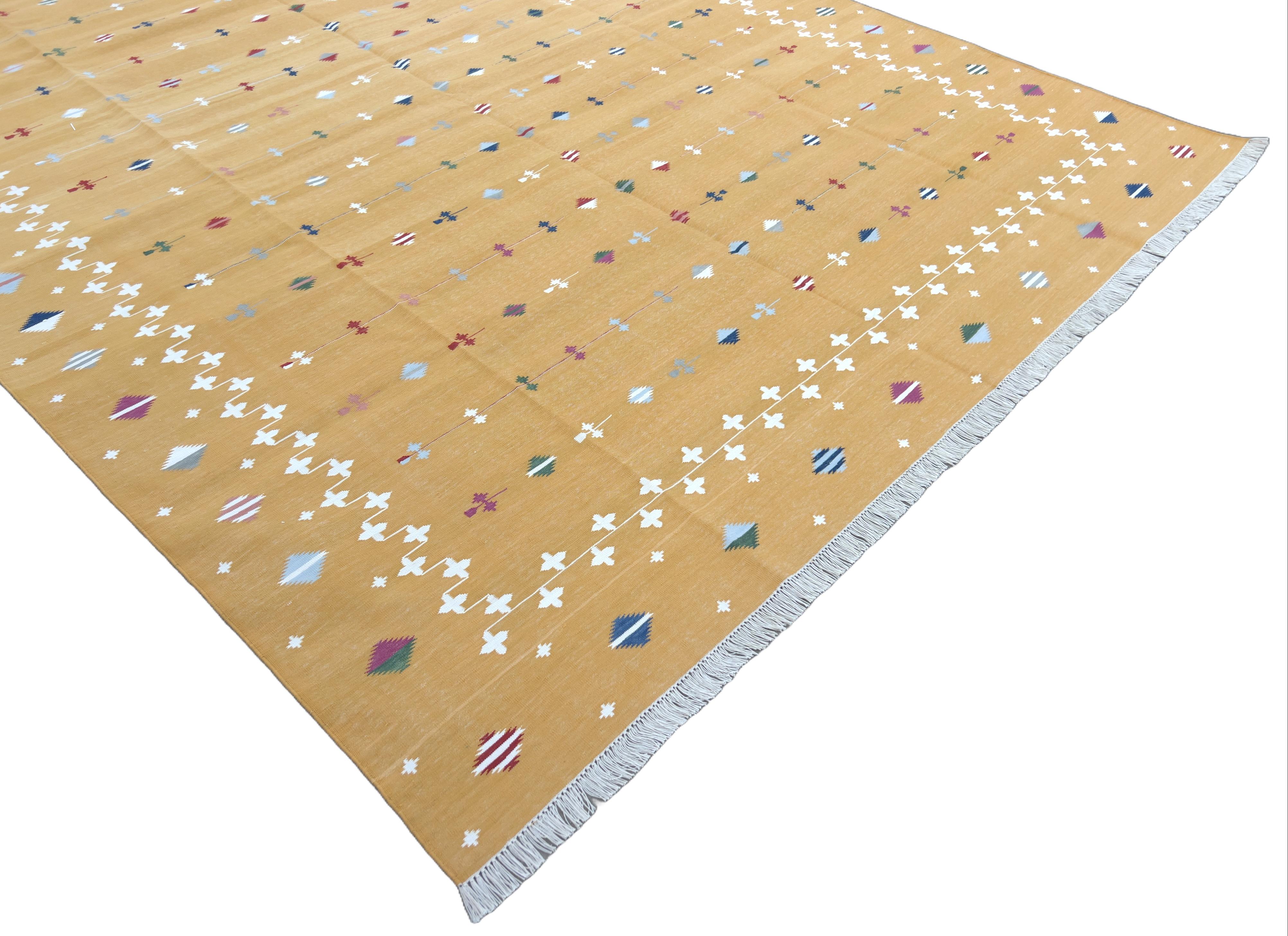 Handmade Cotton Area Flat Weave Rug, Yellow & White Indian Shooting Star Dhurrie For Sale 5