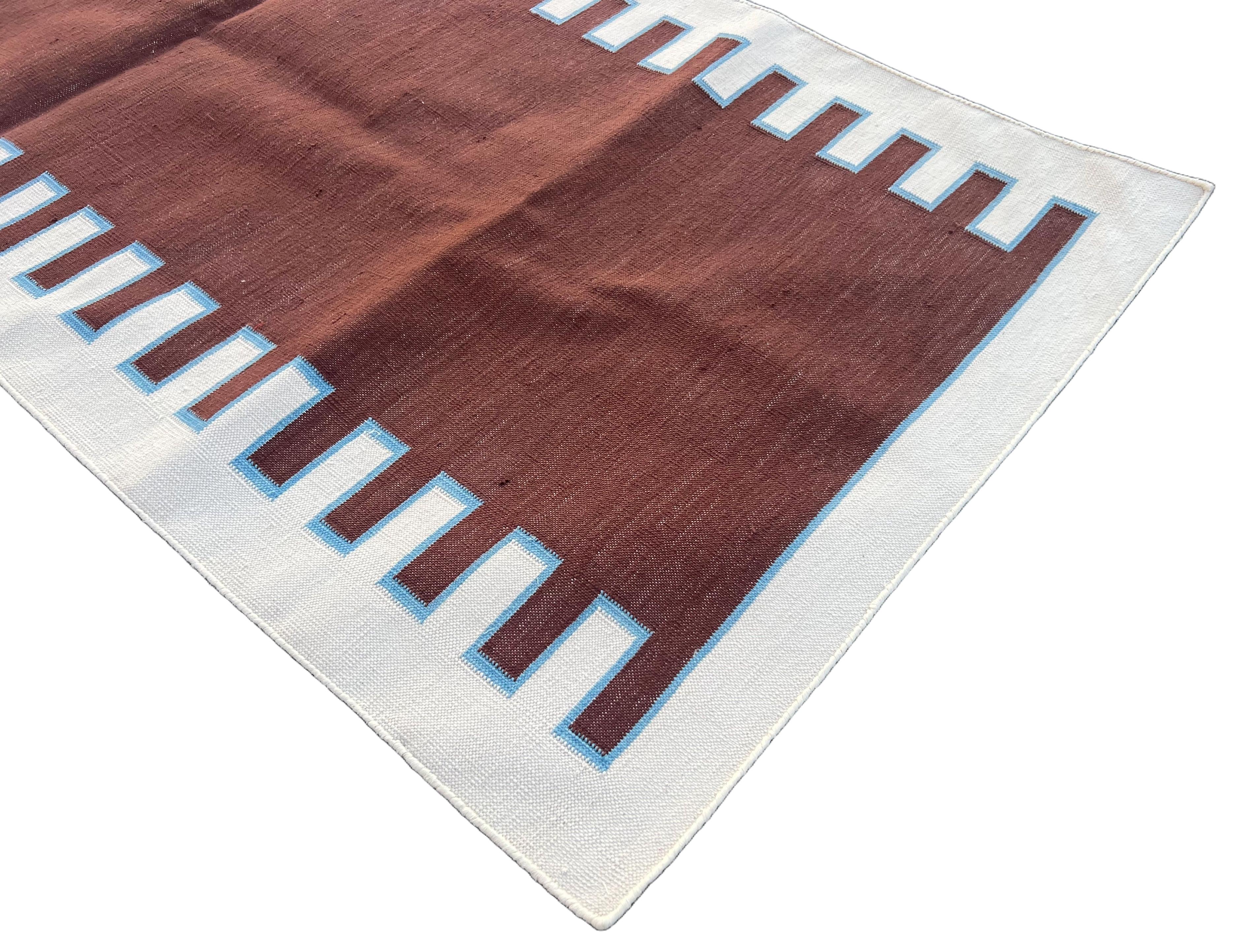 Handmade Cotton Area Flat Weave Runner, 2.5x6 Red, Cream Striped Indian Dhurrie For Sale 2