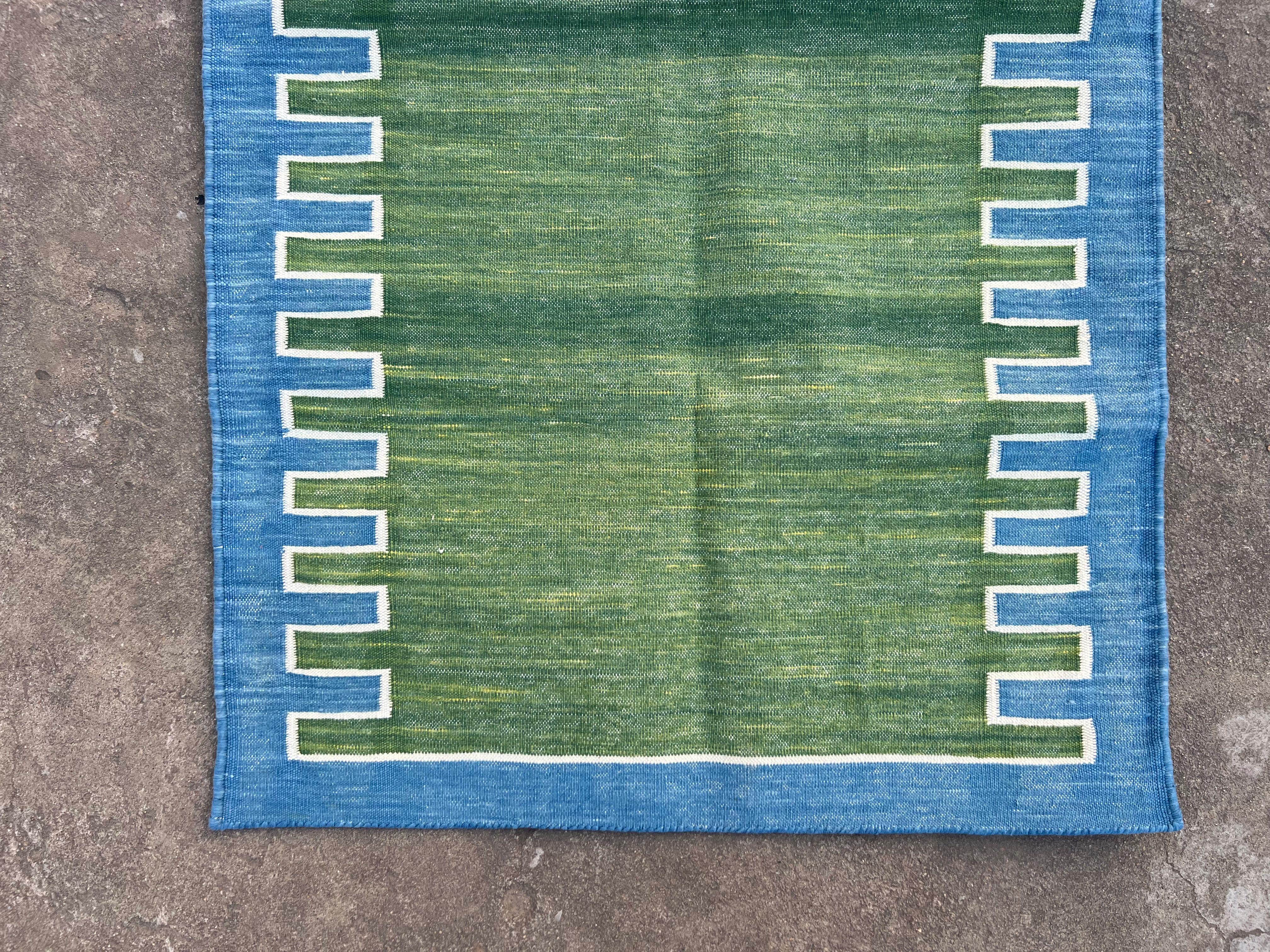 Chemin de table en coton fait à la main, 2x6 Vert, Bleu Zig Zag Striped Dhurrie en vente 3
