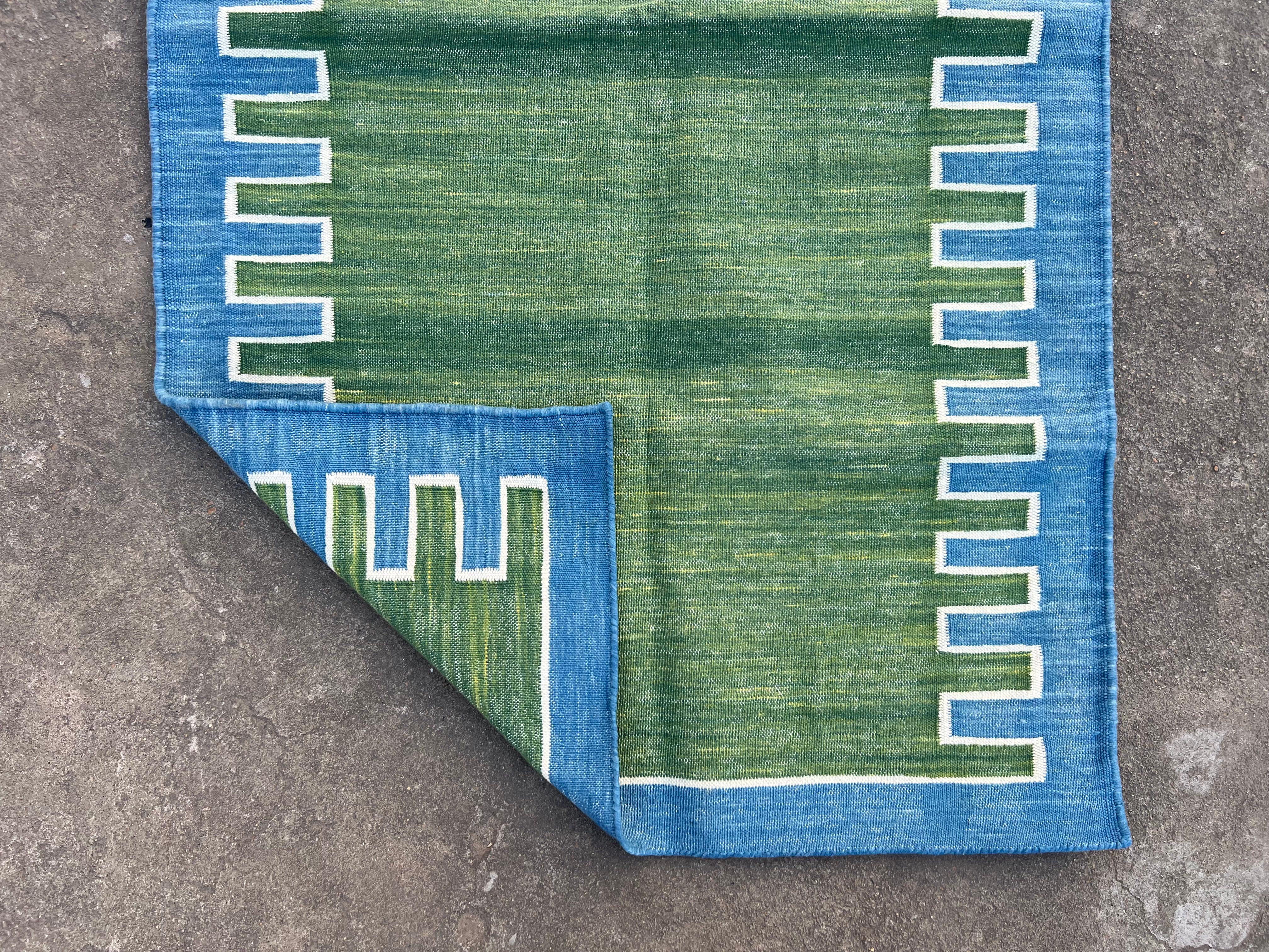 Chemin de table en coton fait à la main, 2x6 Vert, Bleu Zig Zag Striped Dhurrie en vente 4