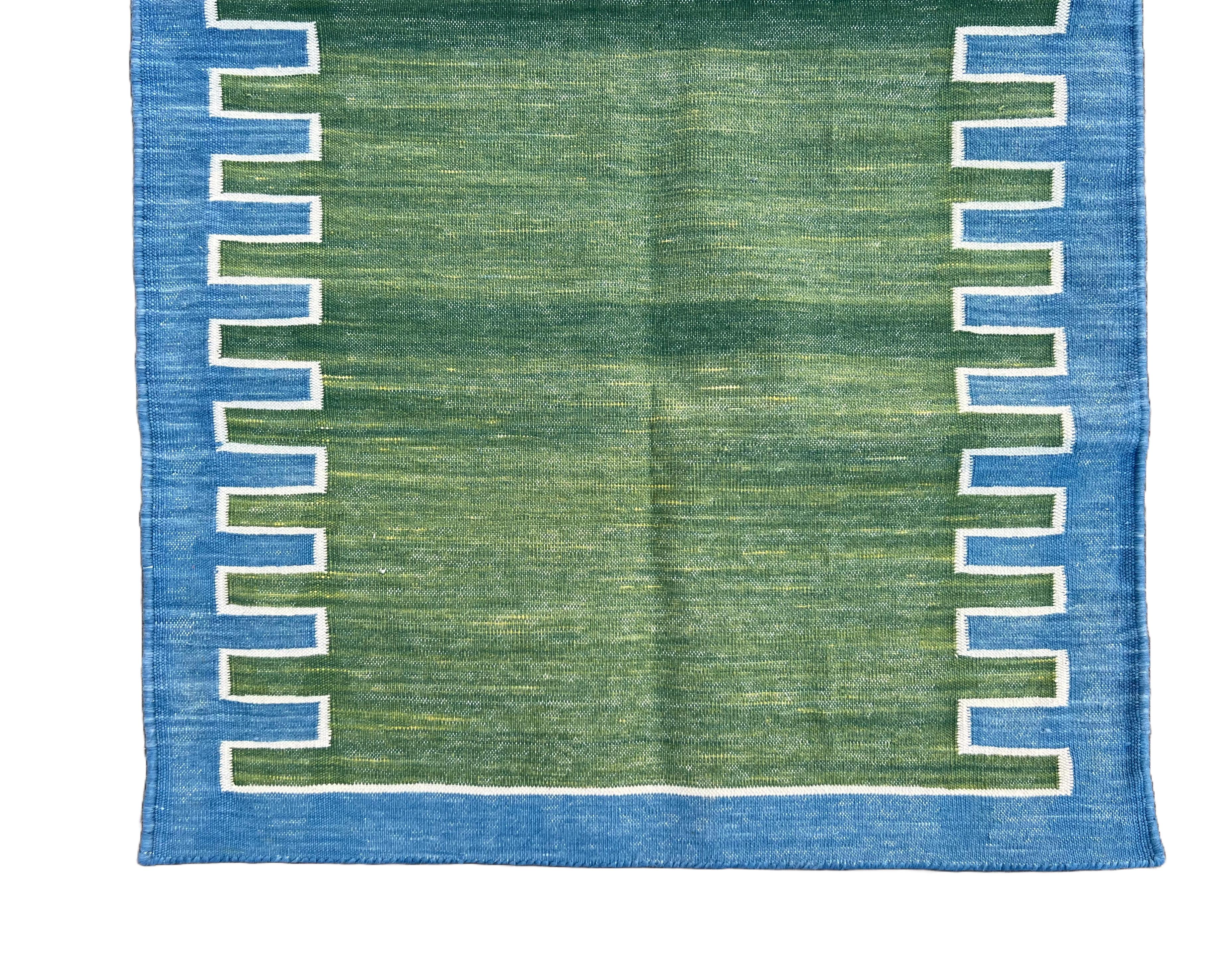 Indien Chemin de table en coton fait à la main, 2x6 Vert, Bleu Zig Zag Striped Dhurrie en vente