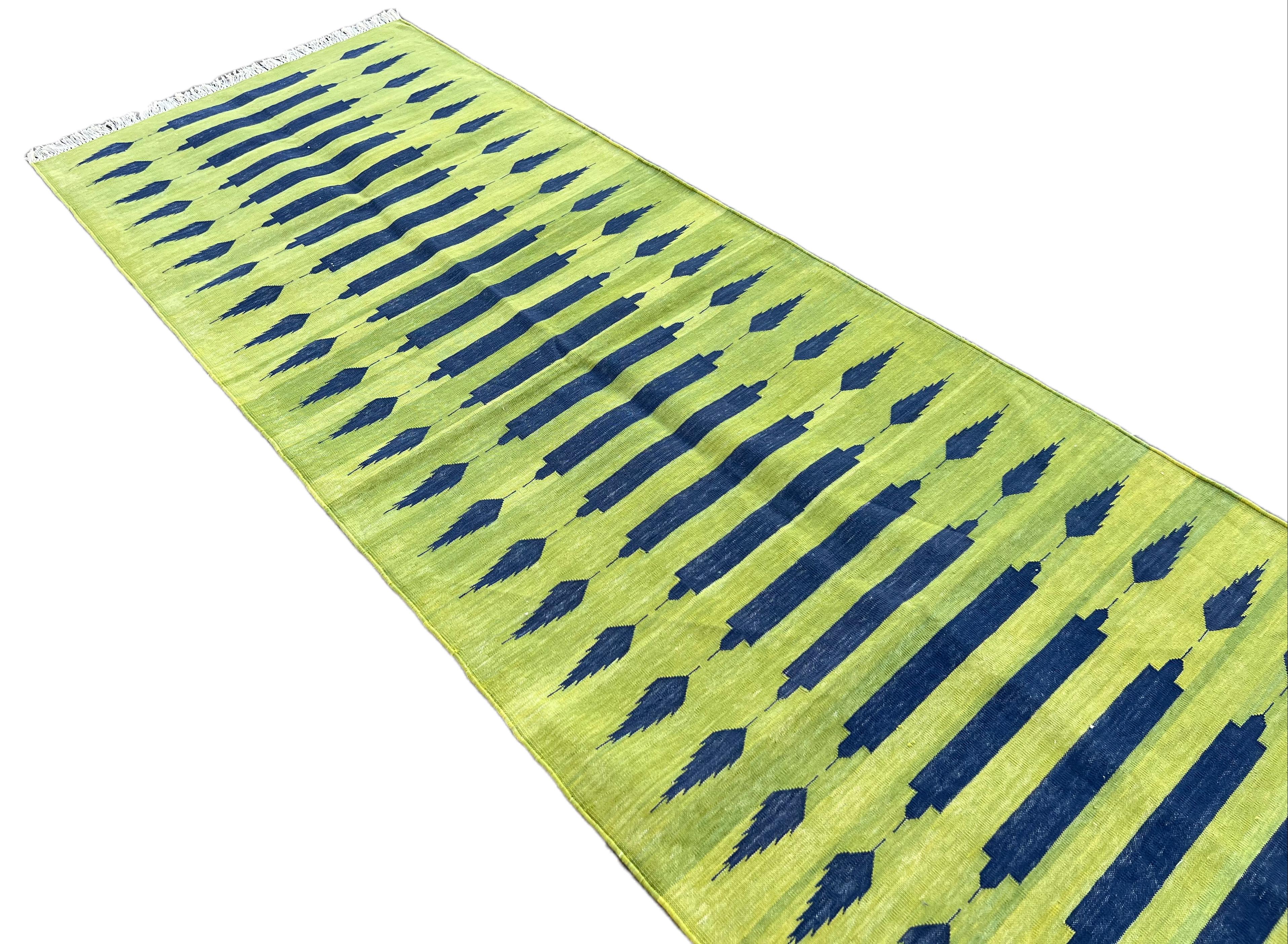 Handmade Cotton Area Flat Weave Runner, 3x8 Green And Blue Stripe Indian Dhurrie In New Condition For Sale In Jaipur, IN