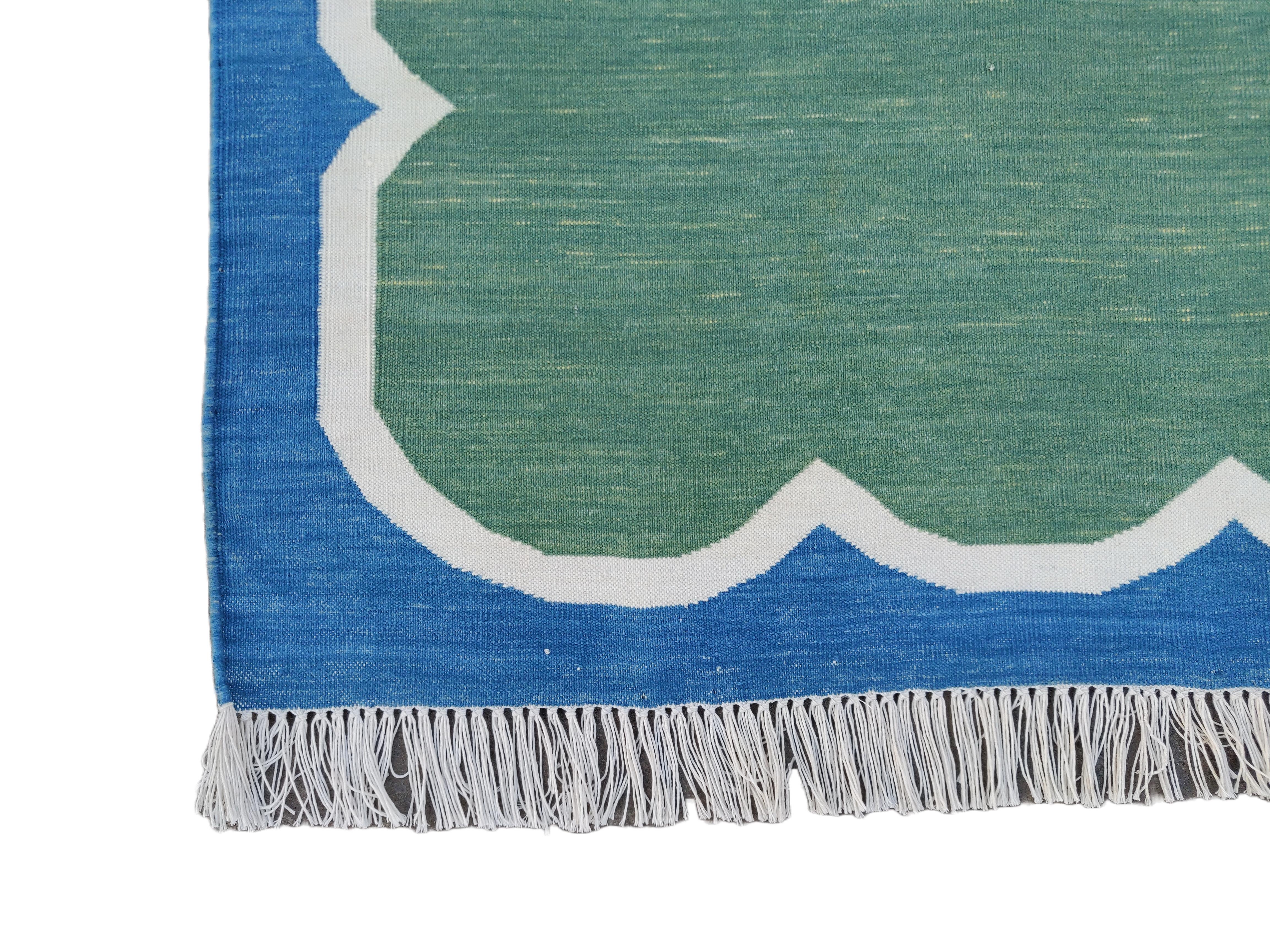 Handmade Cotton Area Flat Weave Runner, Green And Blue Scalloped Indian Dhurrie For Sale 2