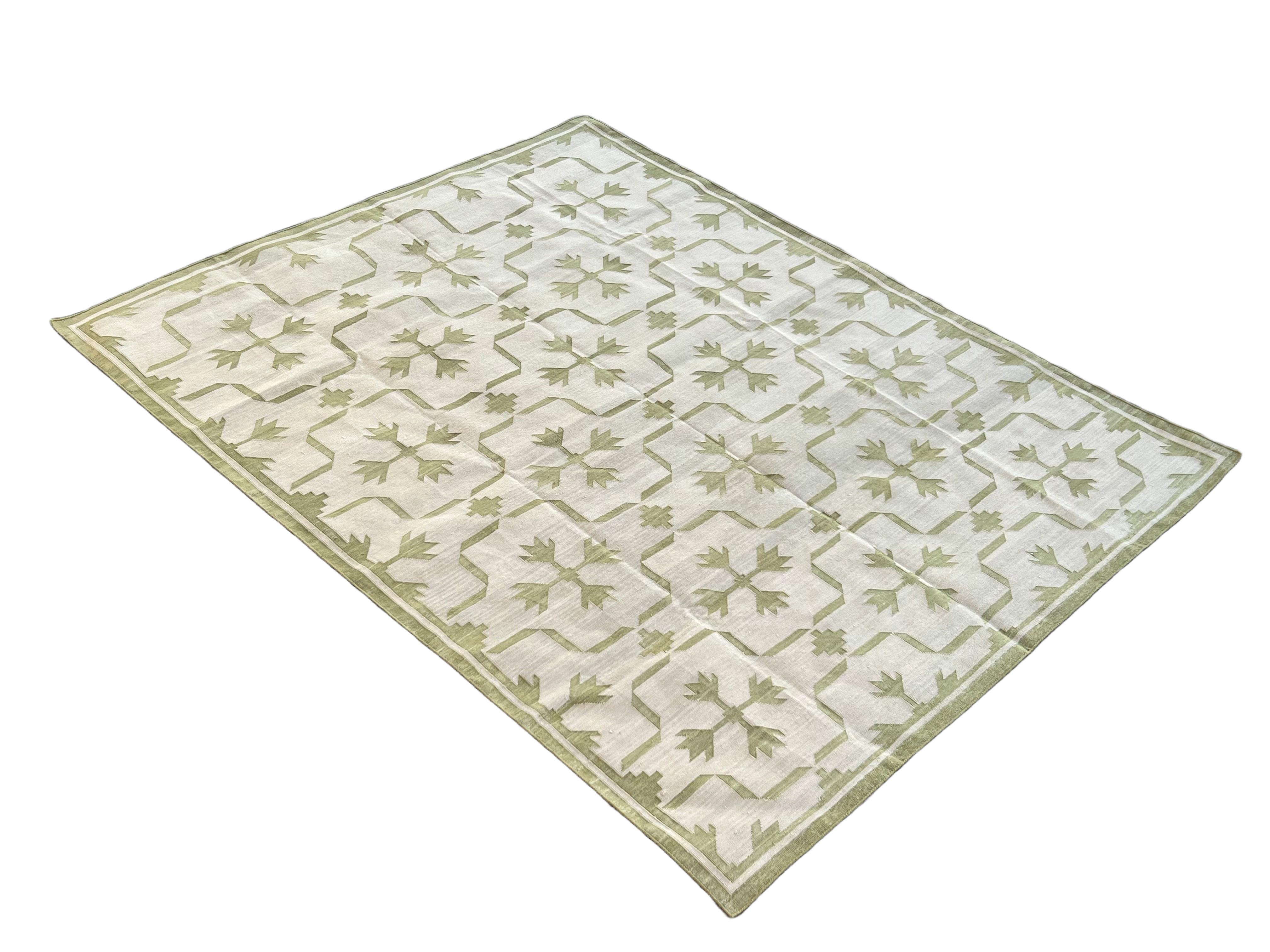 Handmade Cotton Flat Weave Area Rug, 6x9 Beige And Green Leaf Indian Dhurrie Rug For Sale 5