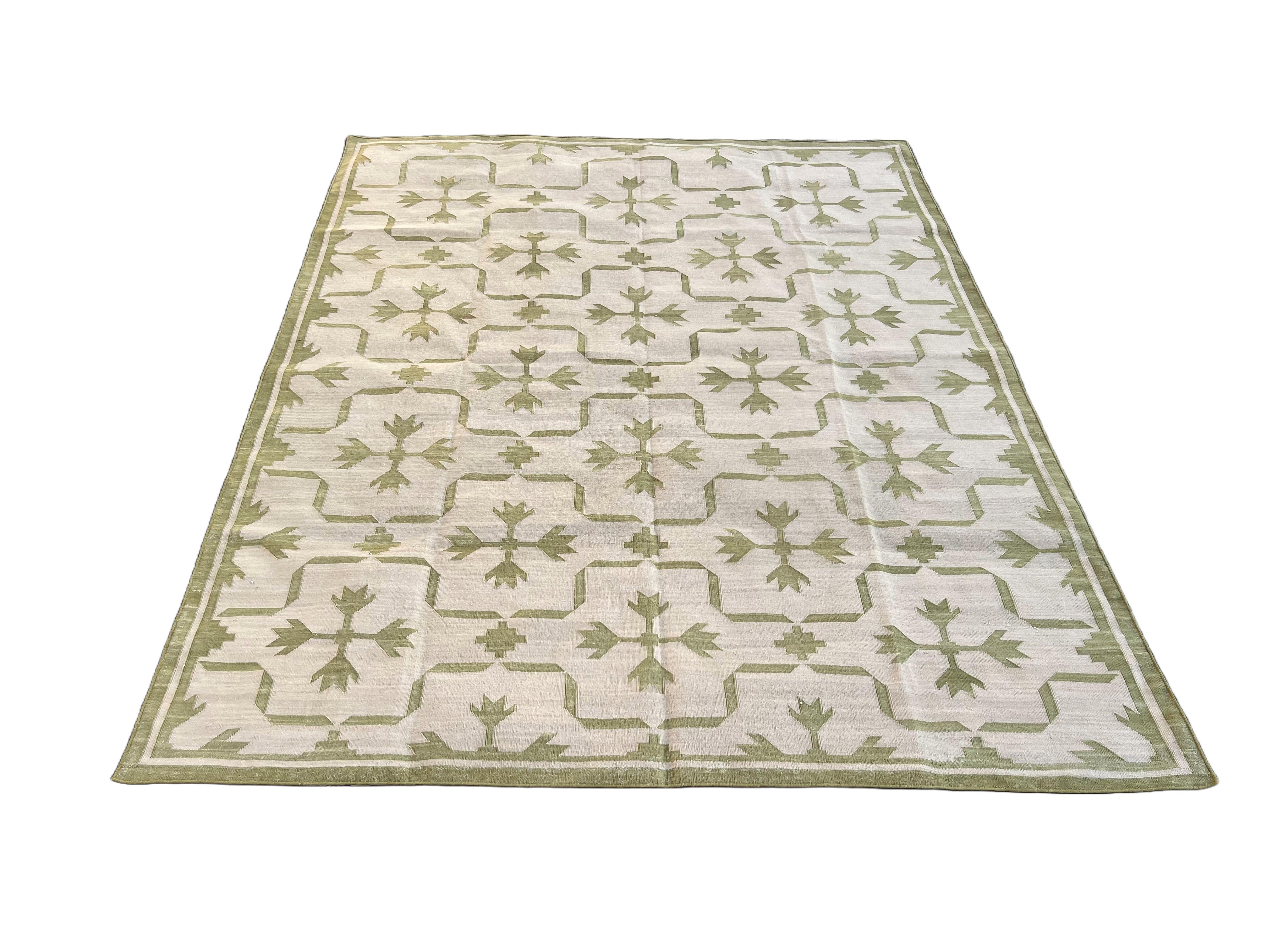 Handmade Cotton Flat Weave Area Rug, 6x9 Beige And Green Leaf Indian Dhurrie Rug For Sale 1