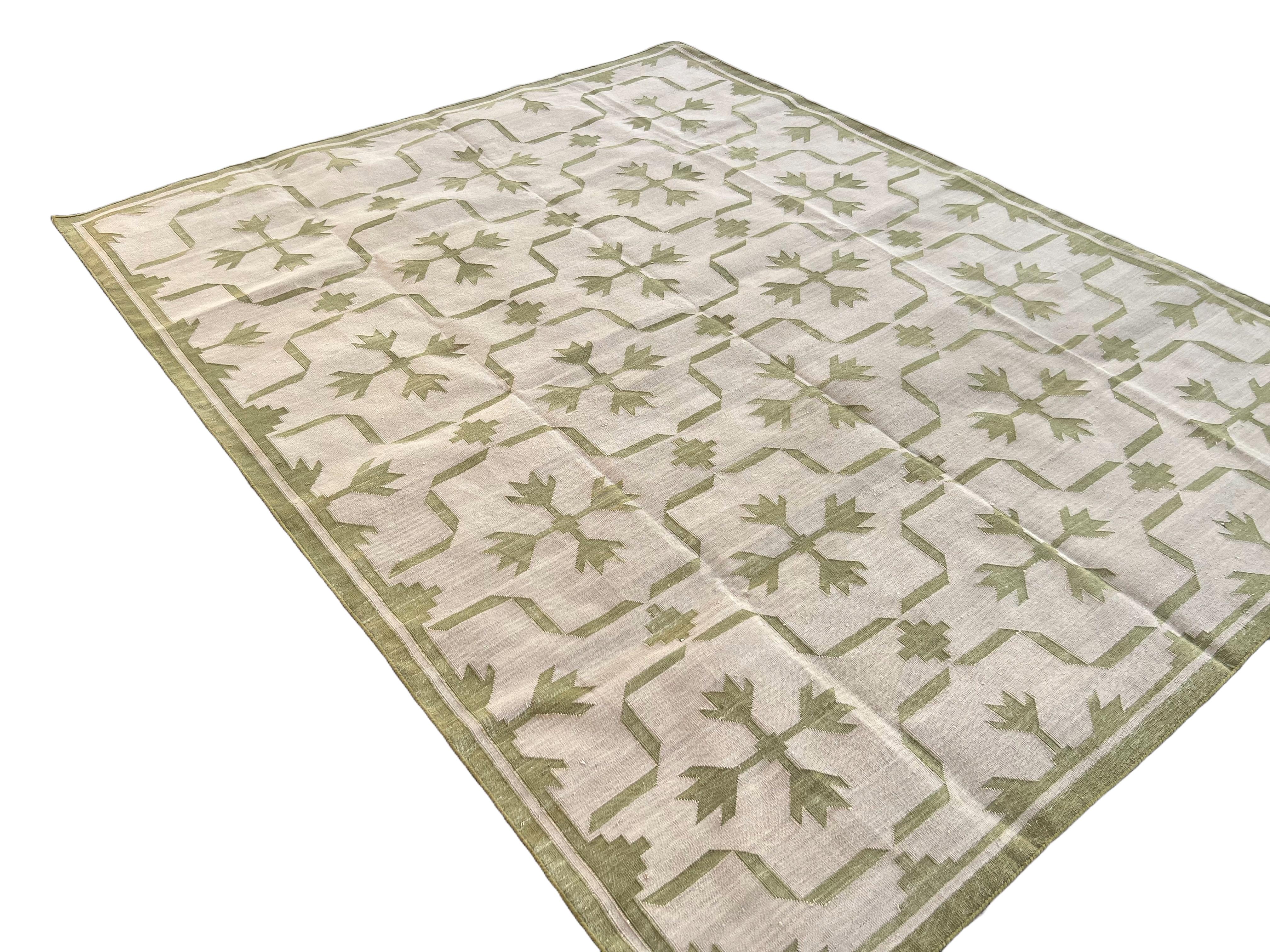 Handmade Cotton Flat Weave Area Rug, 6x9 Beige And Green Leaf Indian Dhurrie Rug For Sale 2