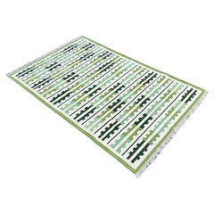 Handgefertigter Flachgewebe-Teppich aus Baumwolle, 6x9 Grün, Weiß Marianne Indian Striped Dhurrie