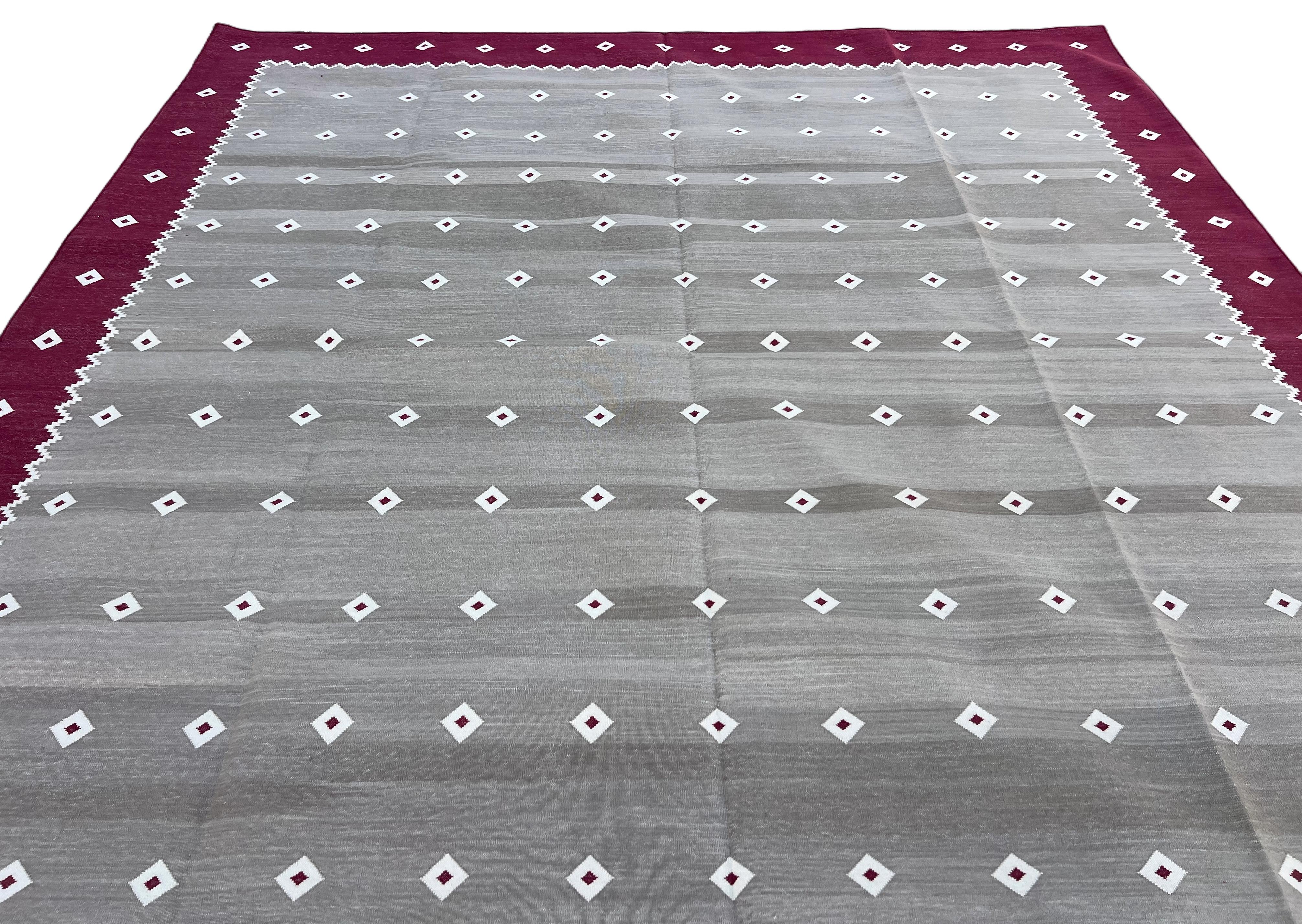 Tapis Dhurrie en coton tissé à la main, 8 x 10, beige, rose à motif de diamants indiens en vente 1