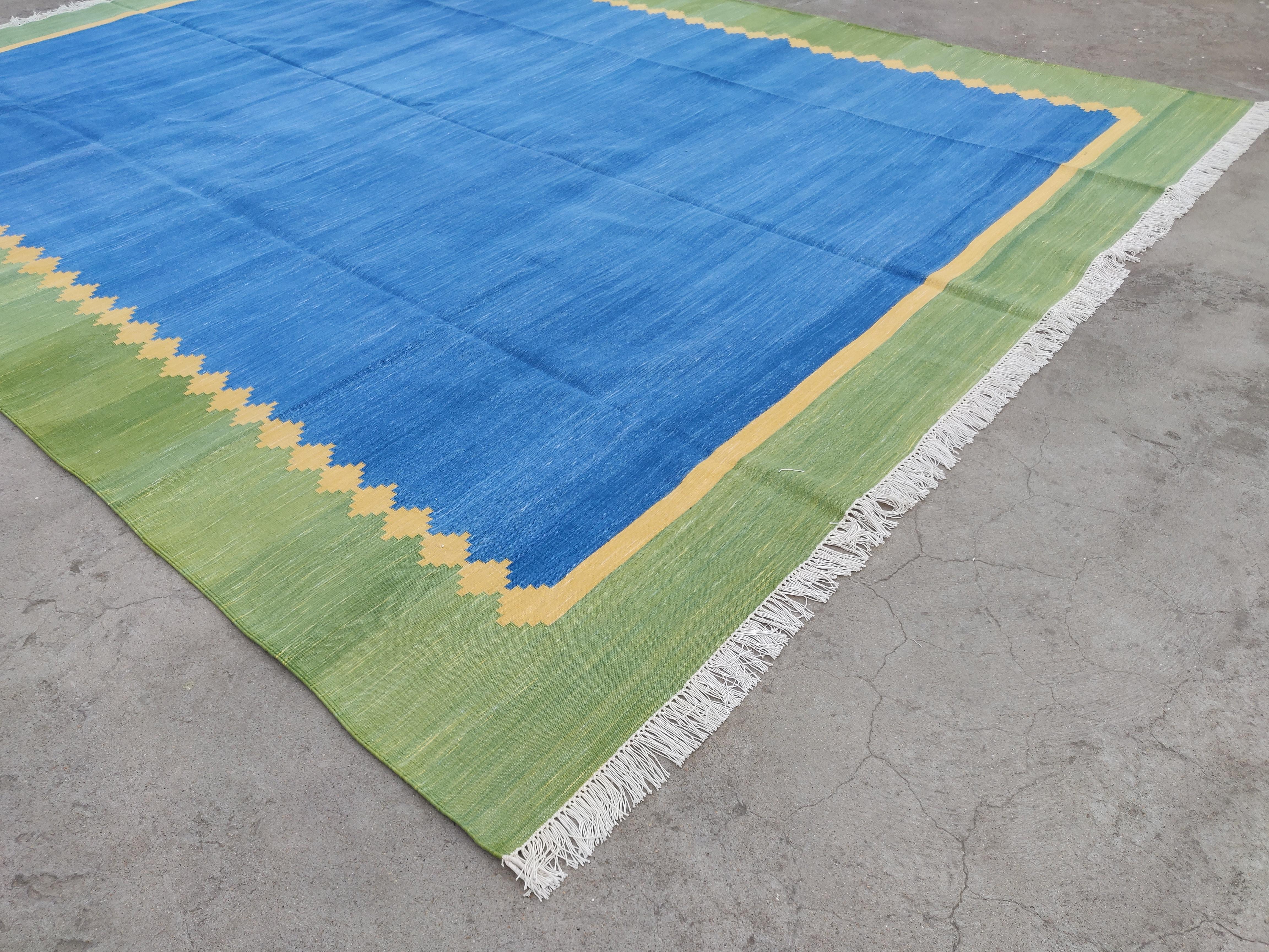 Handmade Cotton Flat Weave Rug, 8x10 Blue And Green Bordered Star Indian Dhurrie For Sale 2