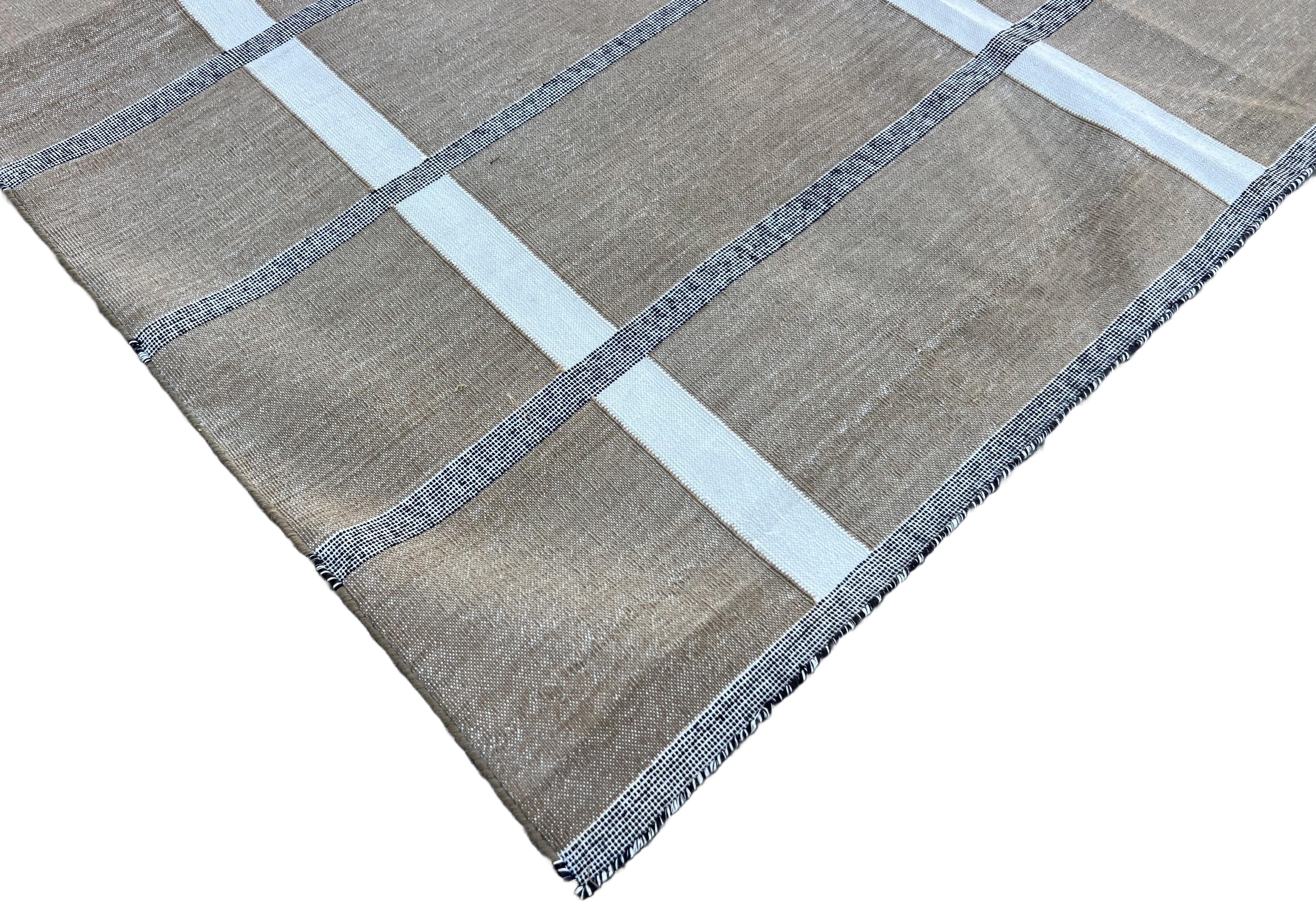 Tapis en coton tissé à plat, 9x9 Beige et crème Tapis indien à carreaux Dhurrie en vente 3