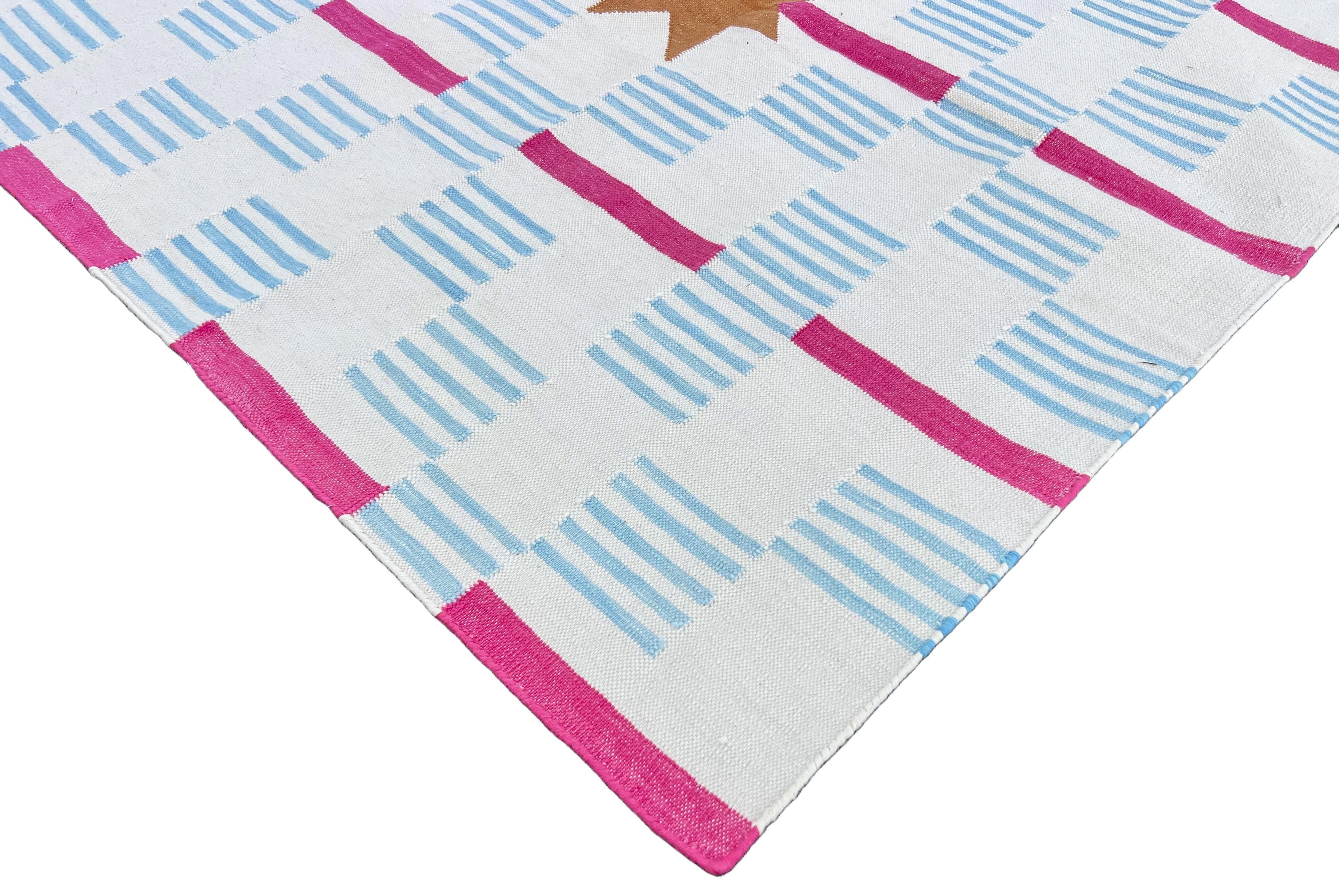 Hand-Woven Handmade Cotton Flat Weave Runner, 4x14 White, Pink Star Dash Indian Dhurrie Rug For Sale