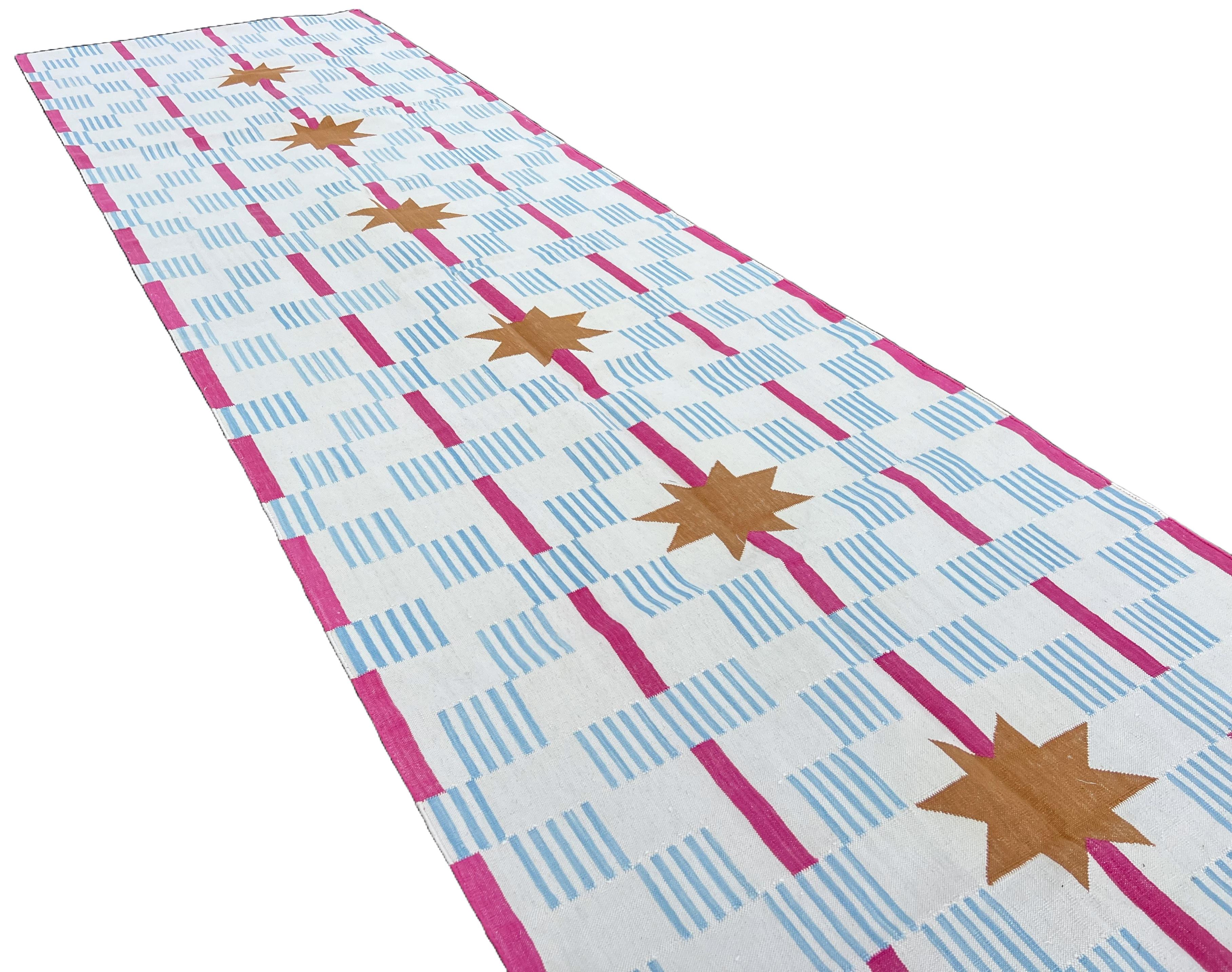 Contemporary Handmade Cotton Flat Weave Runner, 4x14 White, Pink Star Dash Indian Dhurrie Rug For Sale