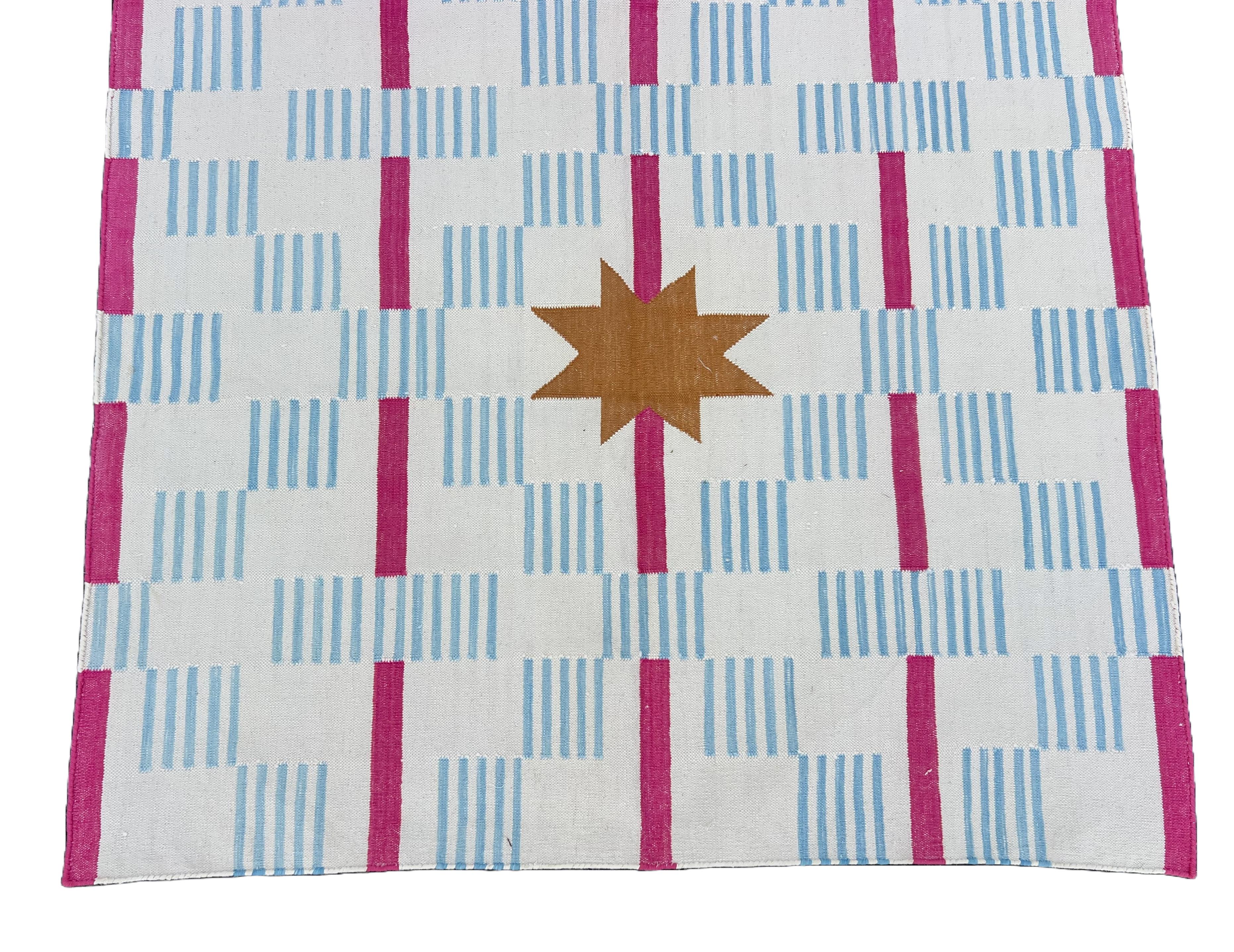 Handmade Cotton Flat Weave Runner, 4x14 White, Pink Star Dash Indian Dhurrie Rug For Sale 3