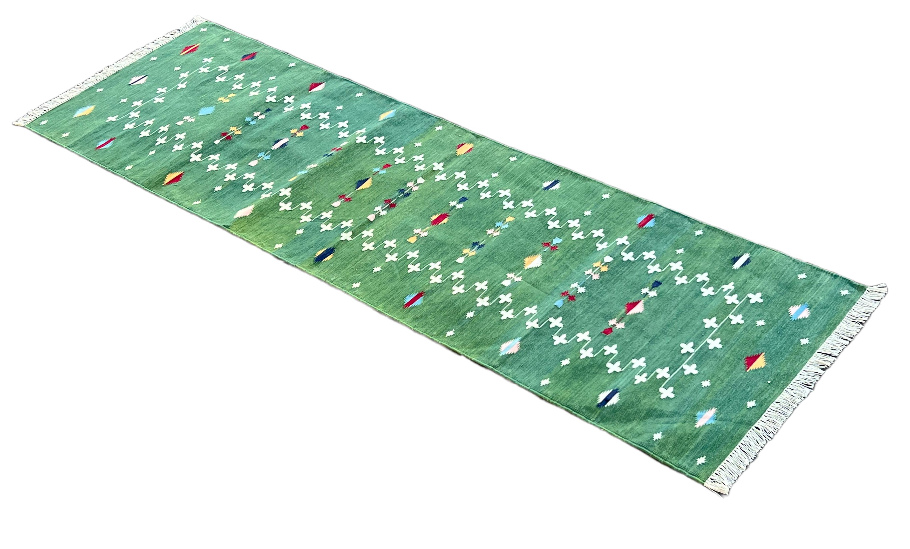 Handmade Cotton Flat Weave Runner, 3x8 Green Shooting Star Indian Dhurrie Runner For Sale 4