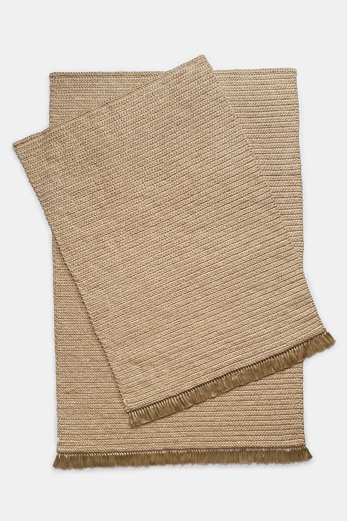 Hand-Crafted Handmade Crochet Thick Rug in Golden Beige Pink Made of Cotton & Polyester For Sale