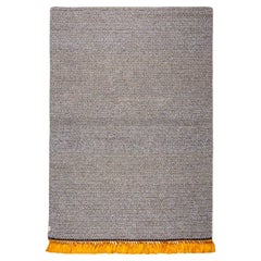 Tapis épais 170x240 cm en sable gris avec glands dorés faits à la main