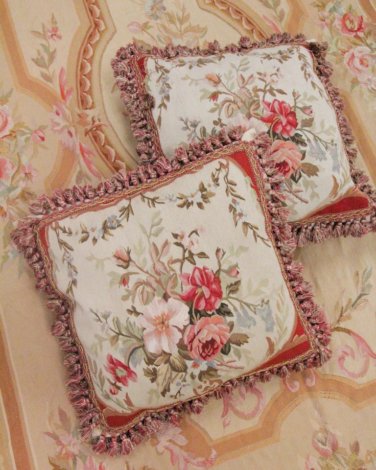 Chinese Handmade Cushion Cover Vintage Aubusson Traditional Wool Pillow Case For Sale