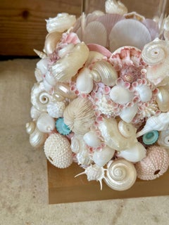 Portavelas de concha de mar hechos a mano con base de lucita - Pareja