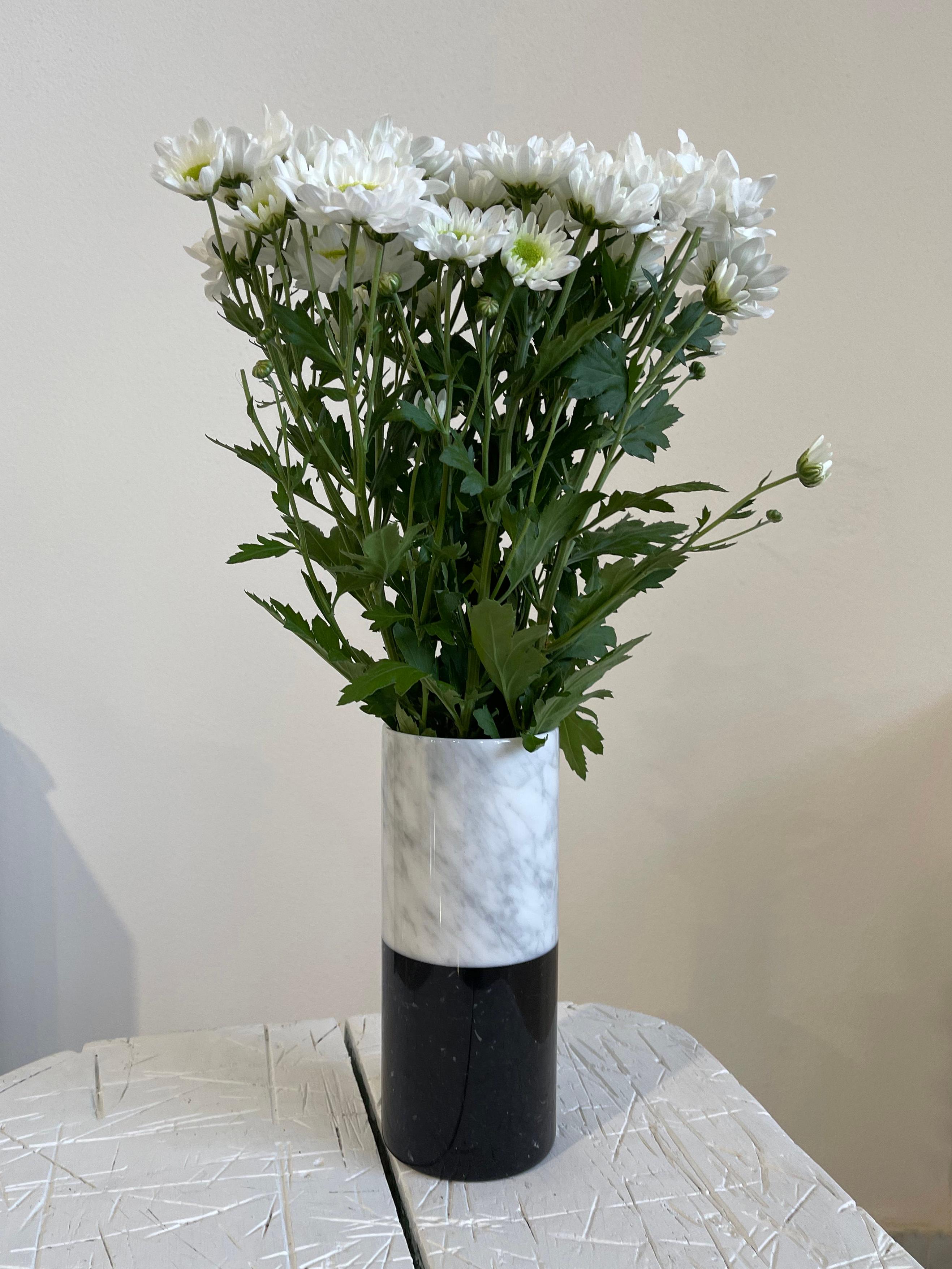 Hand-Crafted Handmade Cylindrical White Carrara Marble Vase with Black Marquina Marble Stripe For Sale