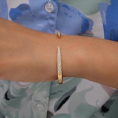 Handgefertigtes zierliches SI/HI Pavé-Diamant-Armband mit offener Manschette 14k Gelbgold