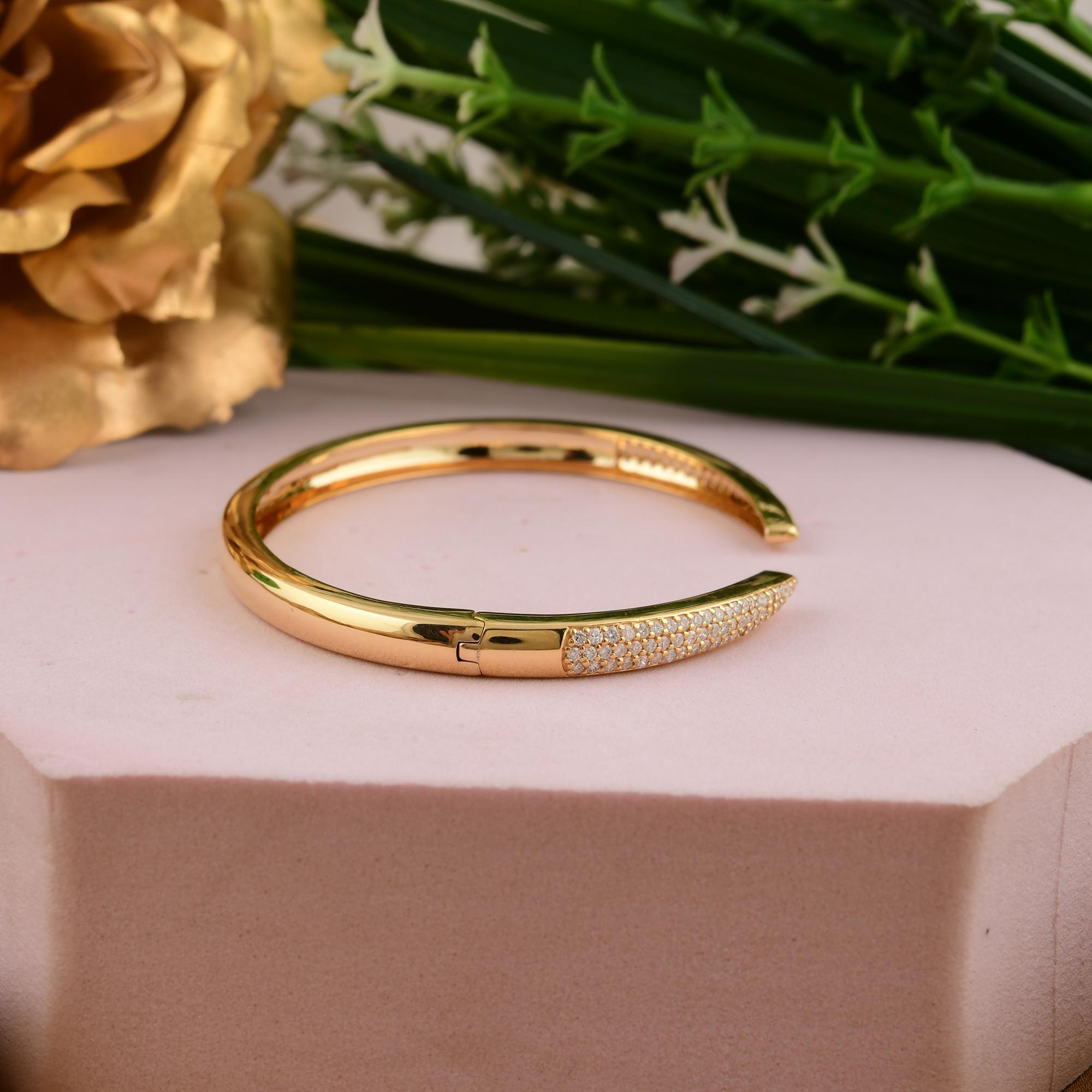 Handmade Dainty SI/HI Pavé Diamond Open Cuff Bangle Bracelet 14k Yellow Gold In New Condition For Sale In Diera, Dubai