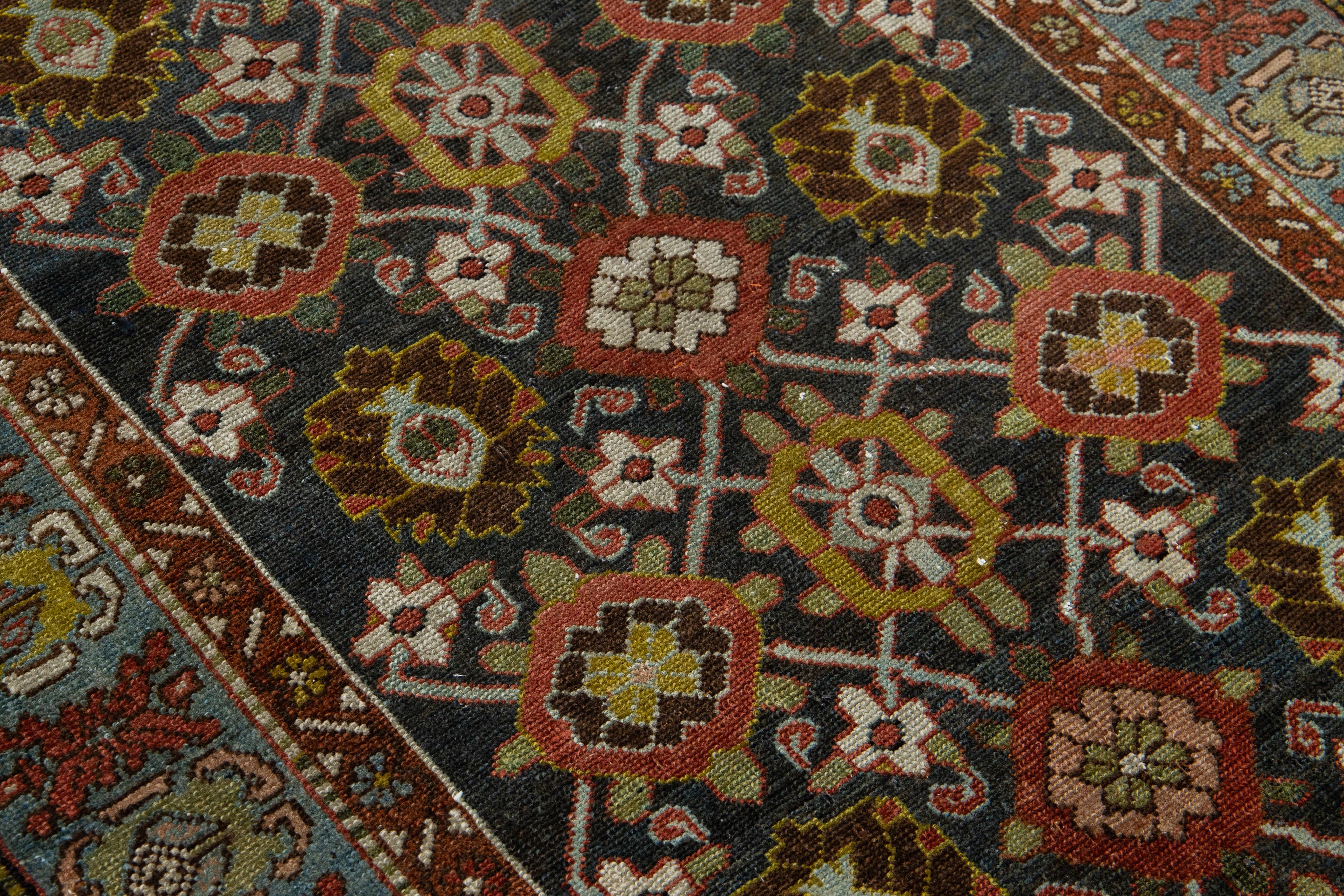 Handmade Designed From The 1900s Antike Bidjar Wolle Läufer In Blau im Angebot 2
