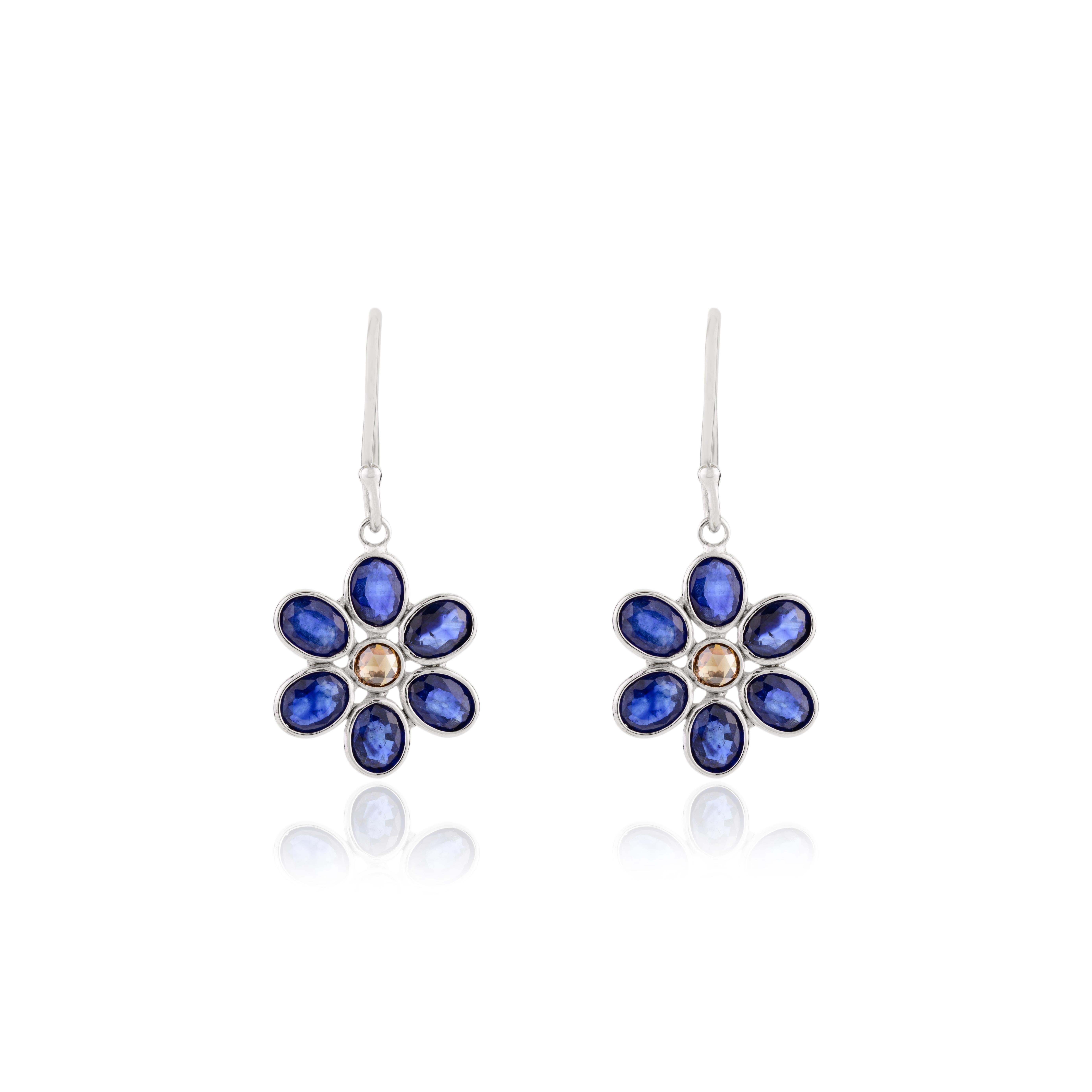 Art déco Boucles d'oreilles pendantes pour femmes en or blanc massif 18 carats avec saphirs bleus en vente