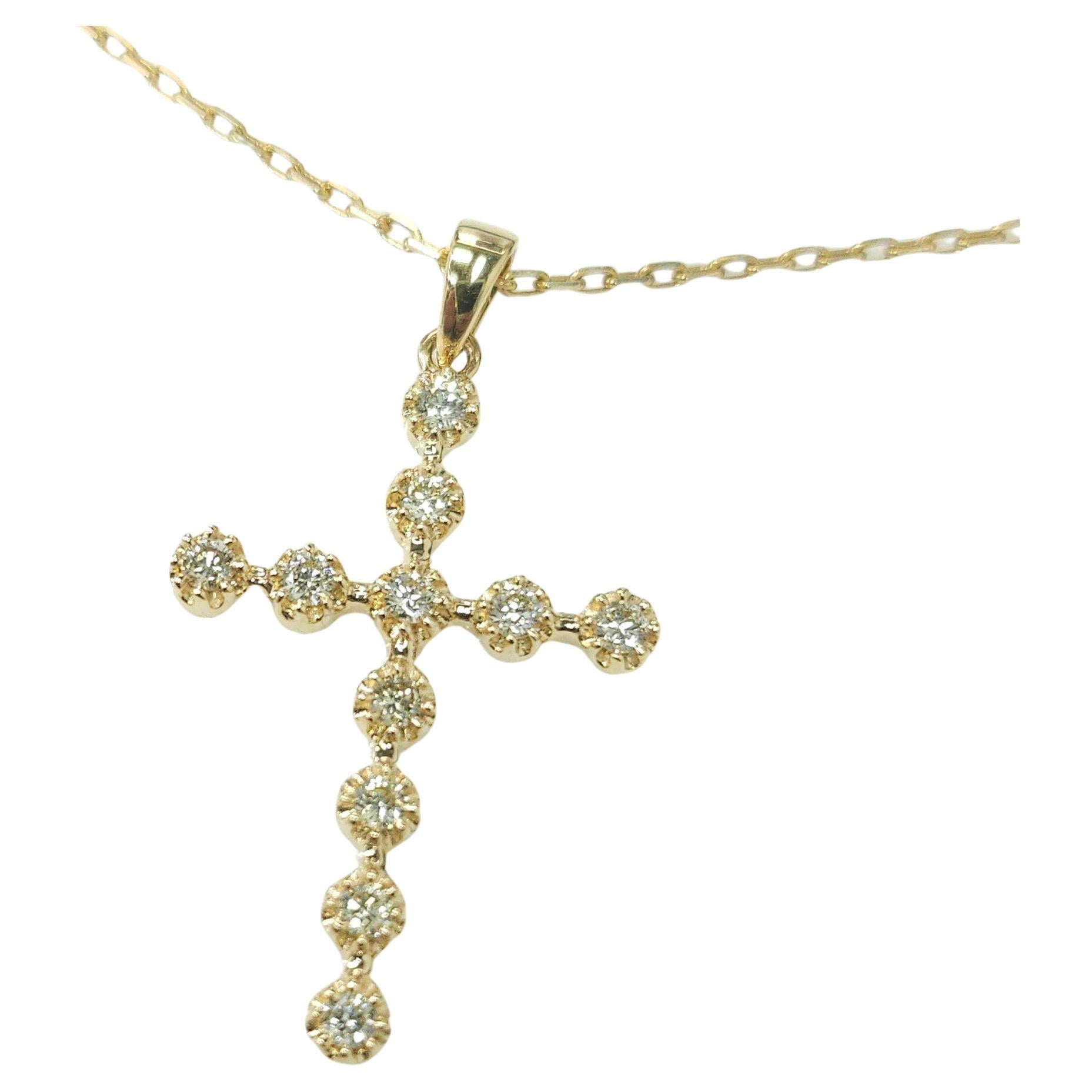 Natural Round Cut Diamond Cross Pendant in 18K Yellow Gold  For Sale