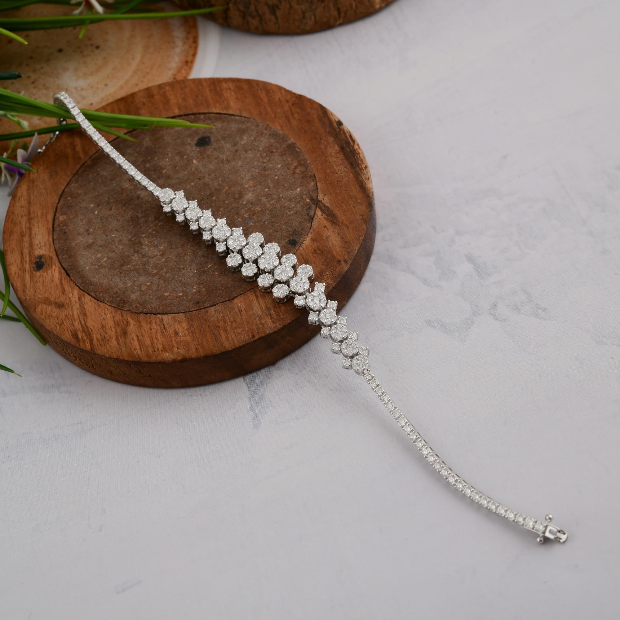 Bracelet en or blanc composé de diamants SI Clarity HI Color Fine Jewelry en vente 1