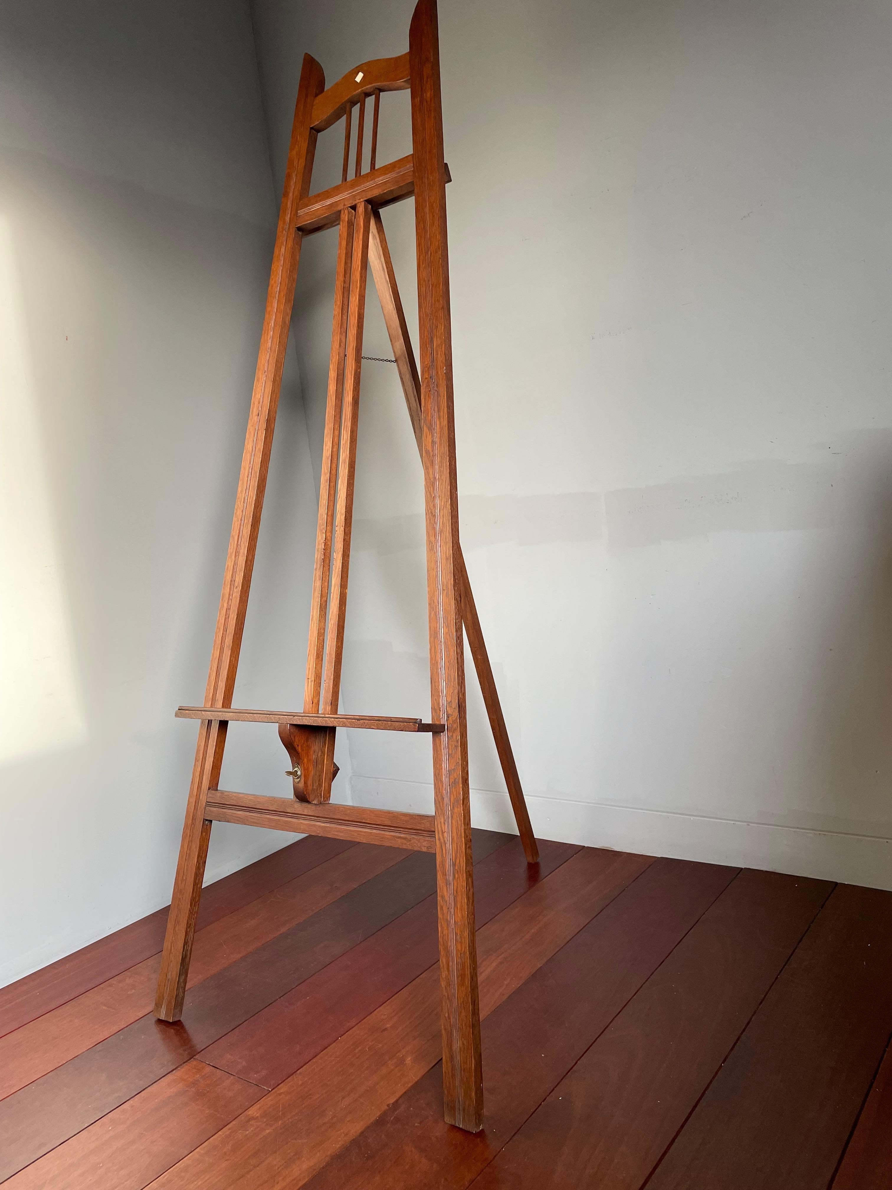 Handmade Dutch Arts and Crafts Solid Oak Floor Easel / Painting Display Stand For Sale 8