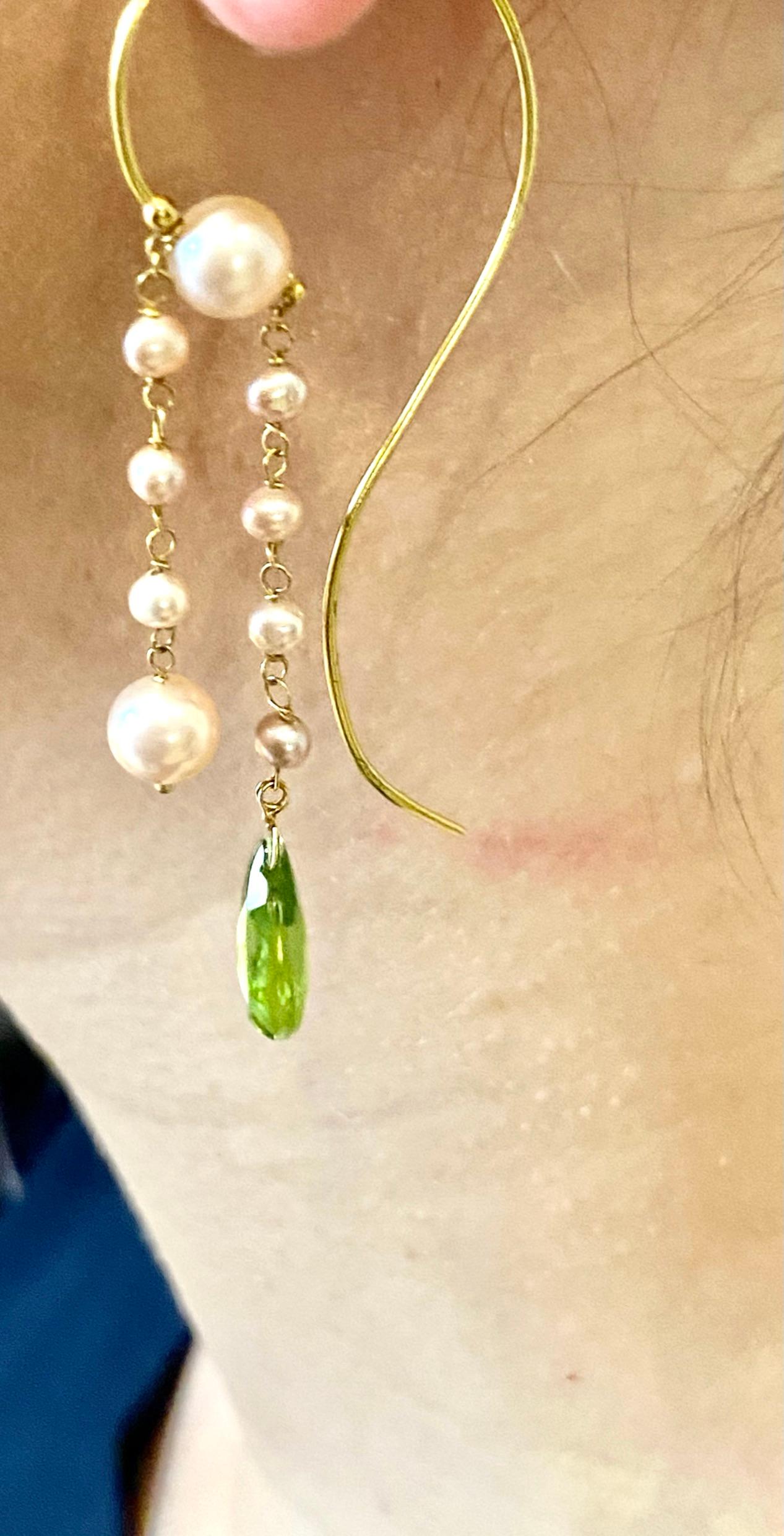 Handmade Earrings, Peridot Stone and 9 Freshwater Cultured Pearls, Made in Italy For Sale 3