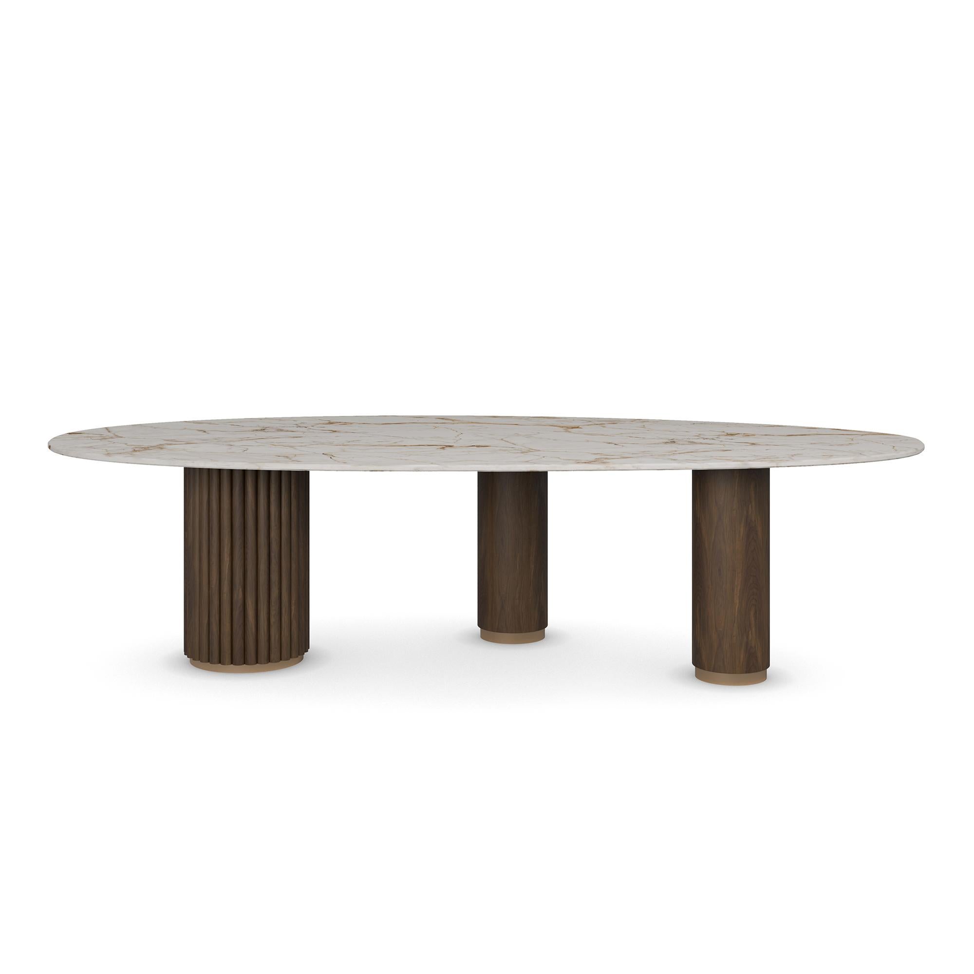 Moderne Table de salle à manger Élodie faite main avec pieds en noyer mat par Nolita Harbour en vente
