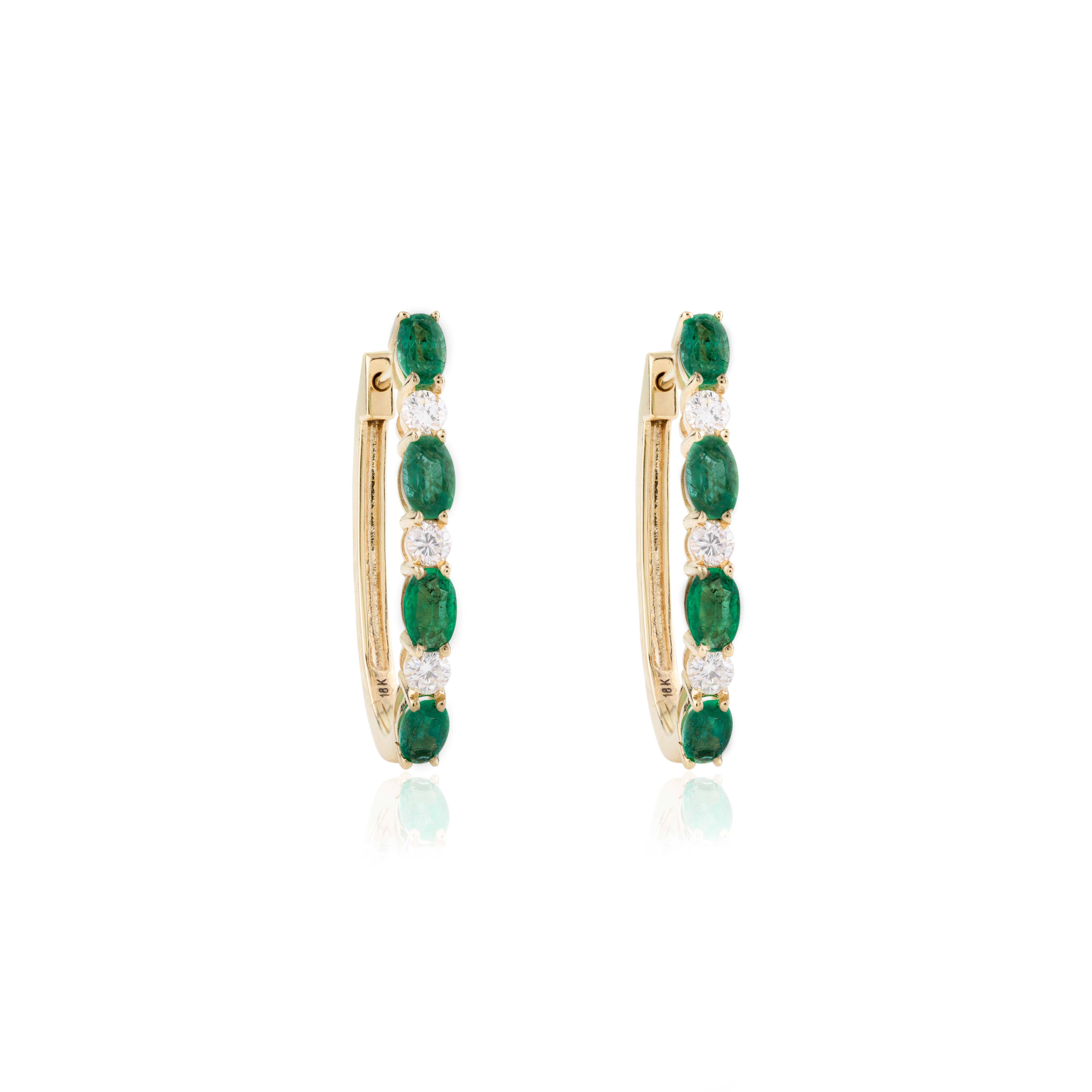 Contemporary Handmade Emerald Diamond Hoop Earrings for Her in 18 Karat Solid Yellow Gold For Sale