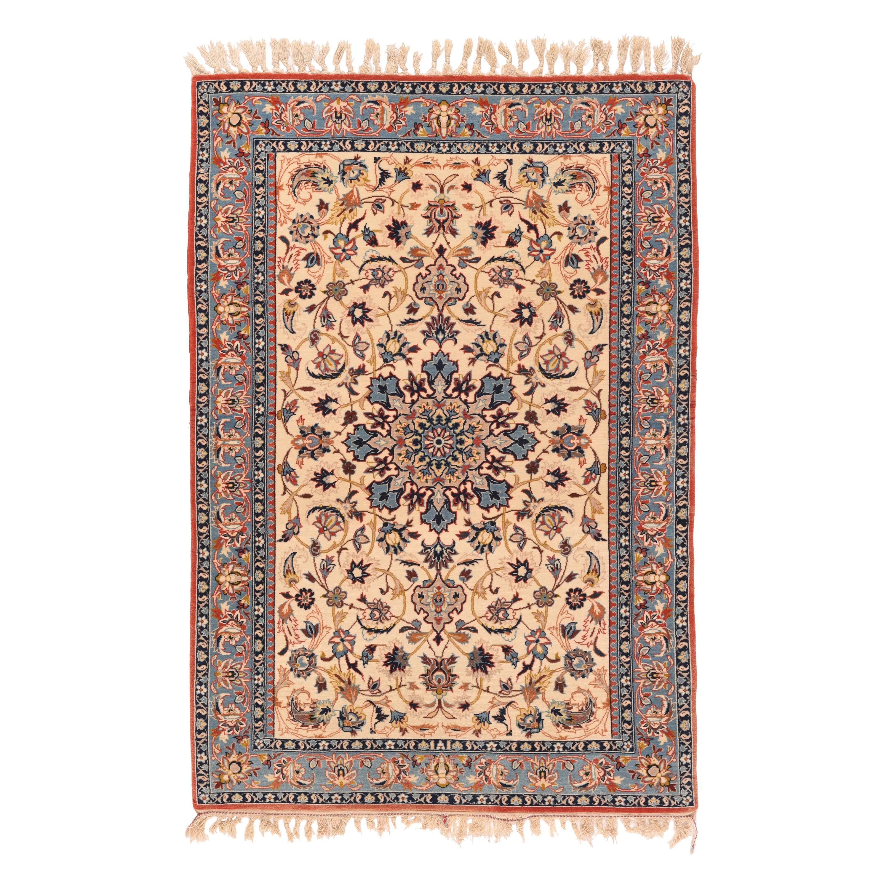 Antique Persian Isfahan Rug, Very Fine For Sale at 1stDibs